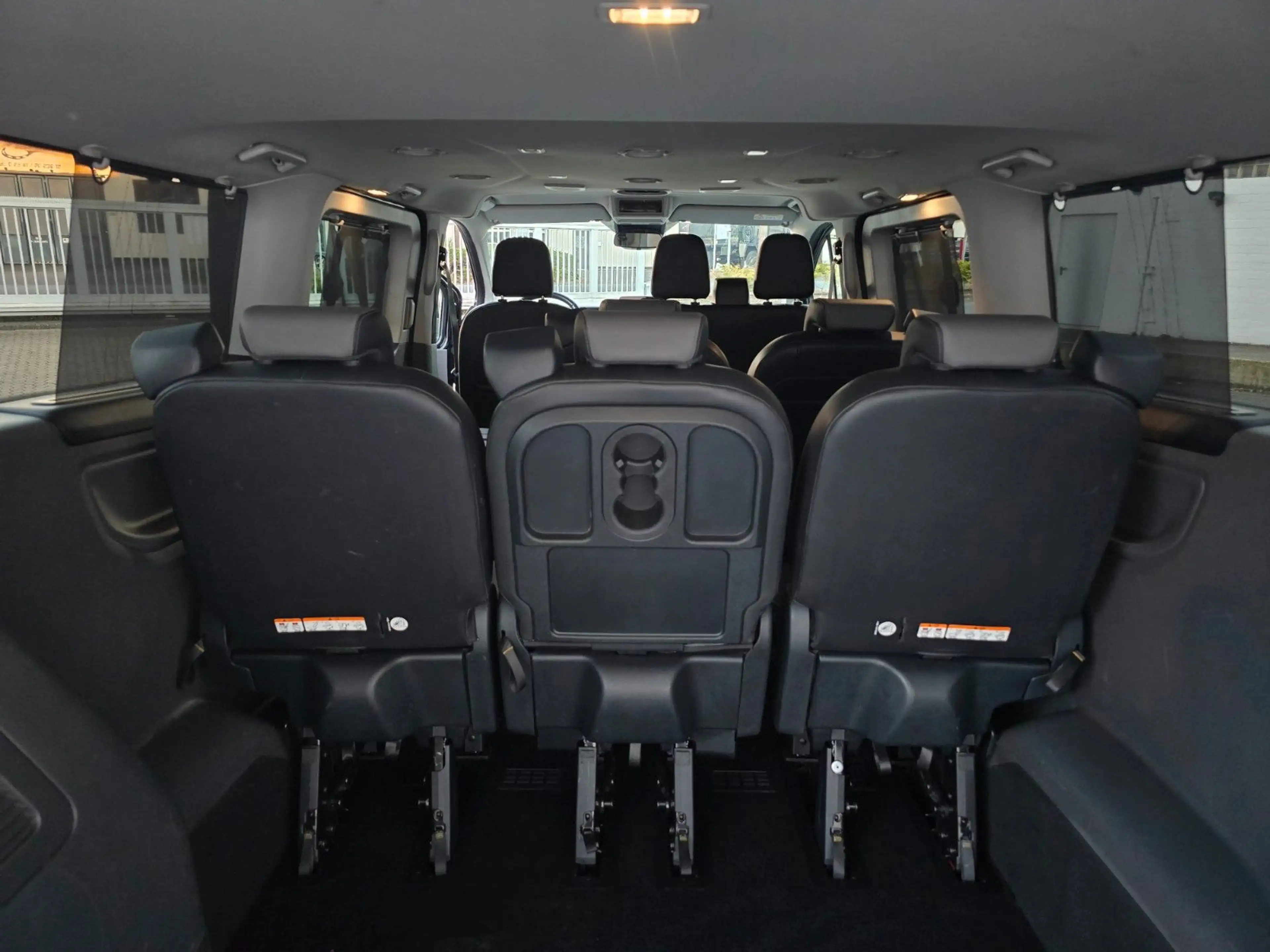 Ford Tourneo Custom 9sitzer L2 Tourneo Titanium — photo 10