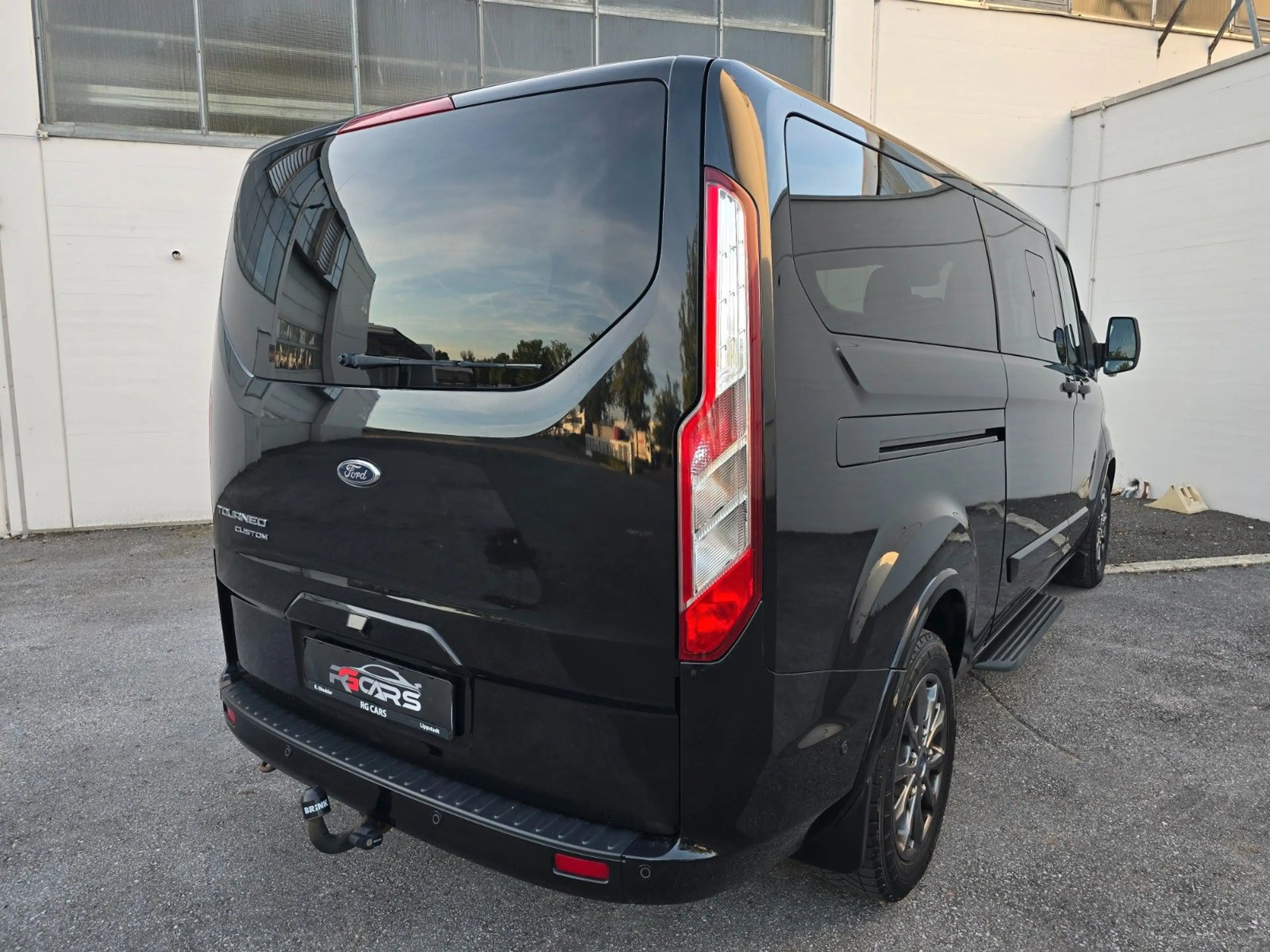 Ford Tourneo Custom 9sitzer L2 Tourneo Titanium — photo 5