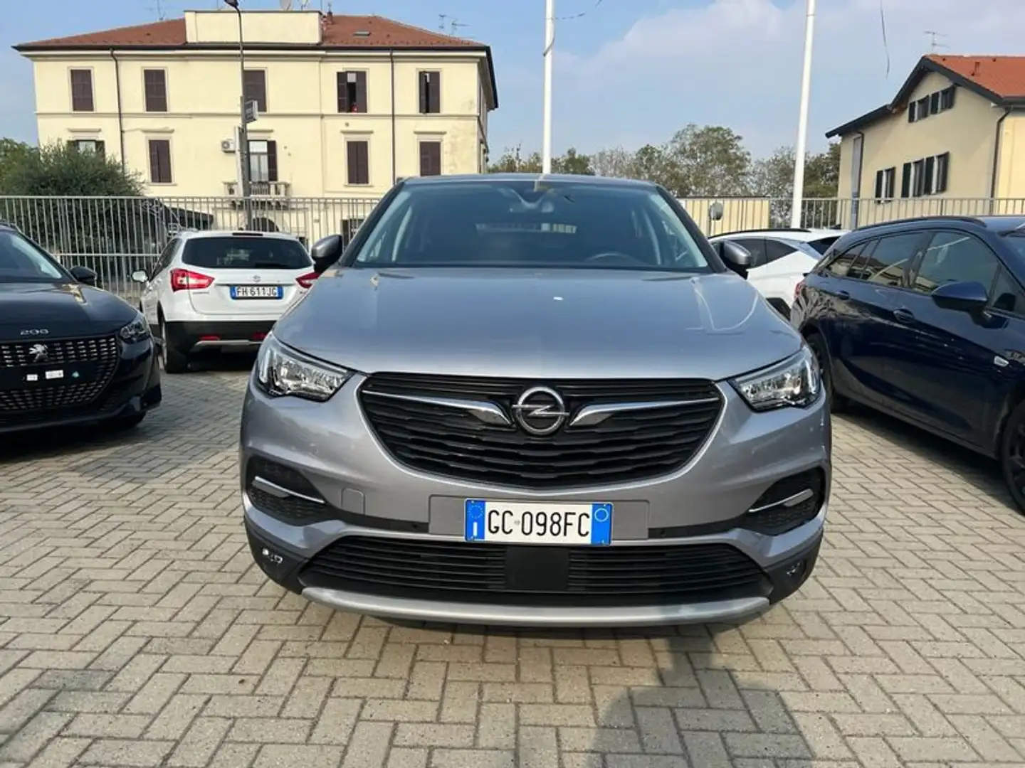 Opel Grandland X 1.5 diesel Ecotec Start&Stop Innovation Grigio - 2
