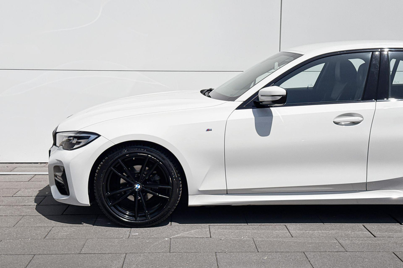 BMW 318 3 Serie Sedan 318i High Executive | M-Sport | — photo 4