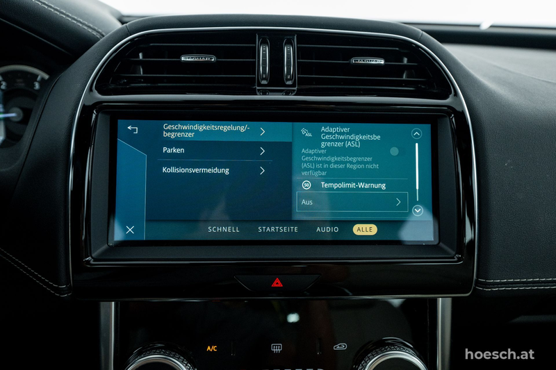 Jaguar XE D200 R-Dynamic BLACK EDITION MEGA-ANGEBOT ++ — photo 15