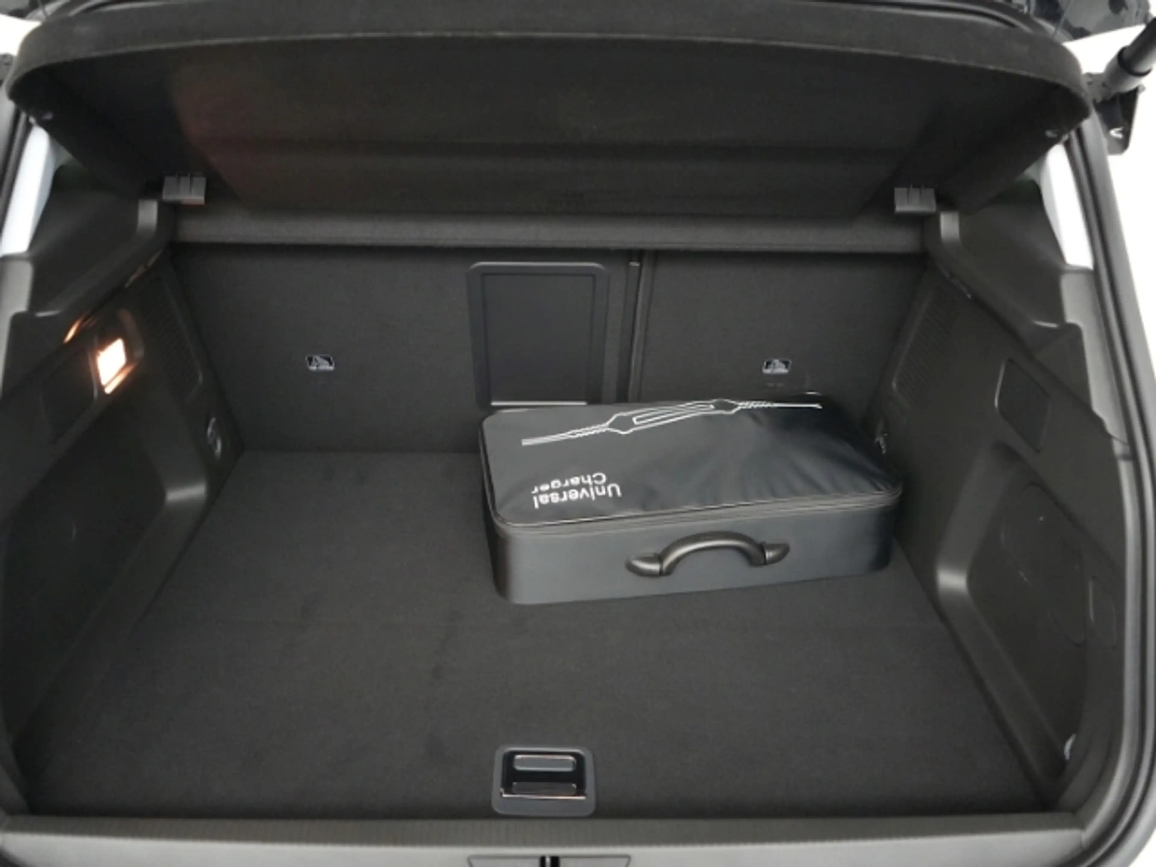 Opel Grandland GSe PHEV 4X4 AT+AHK+NAVI+360 GRAD KAMERA+SITZ-/LEN — photo 7
