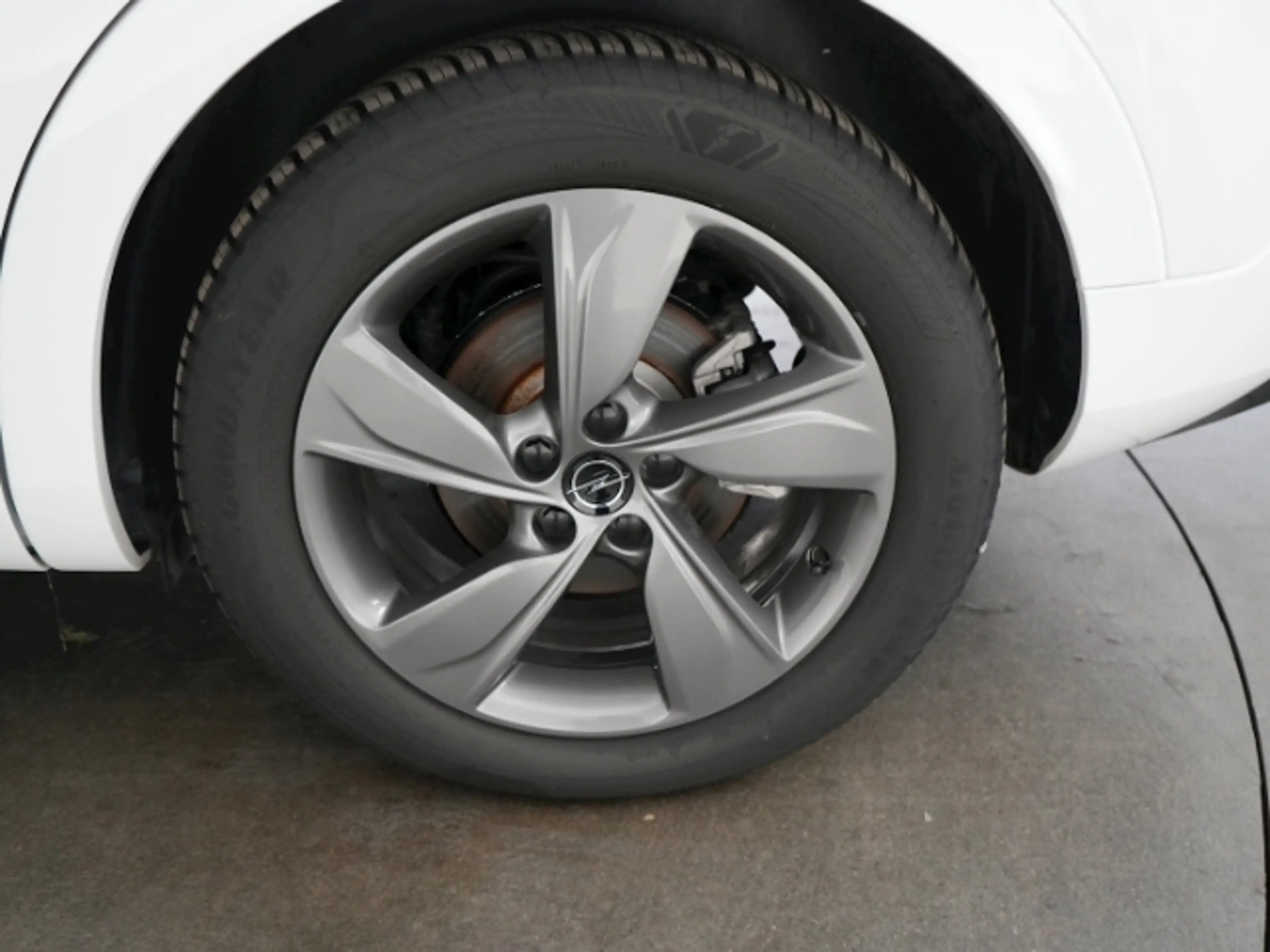 Opel Grandland GSe PHEV 4X4 AT+AHK+NAVI+360 GRAD KAMERA+SITZ-/LEN — photo 8