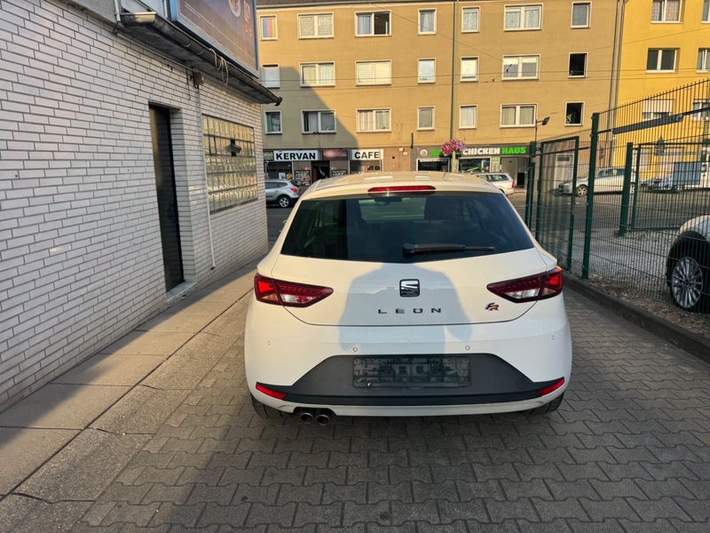 SEAT Leon FR — photo 7