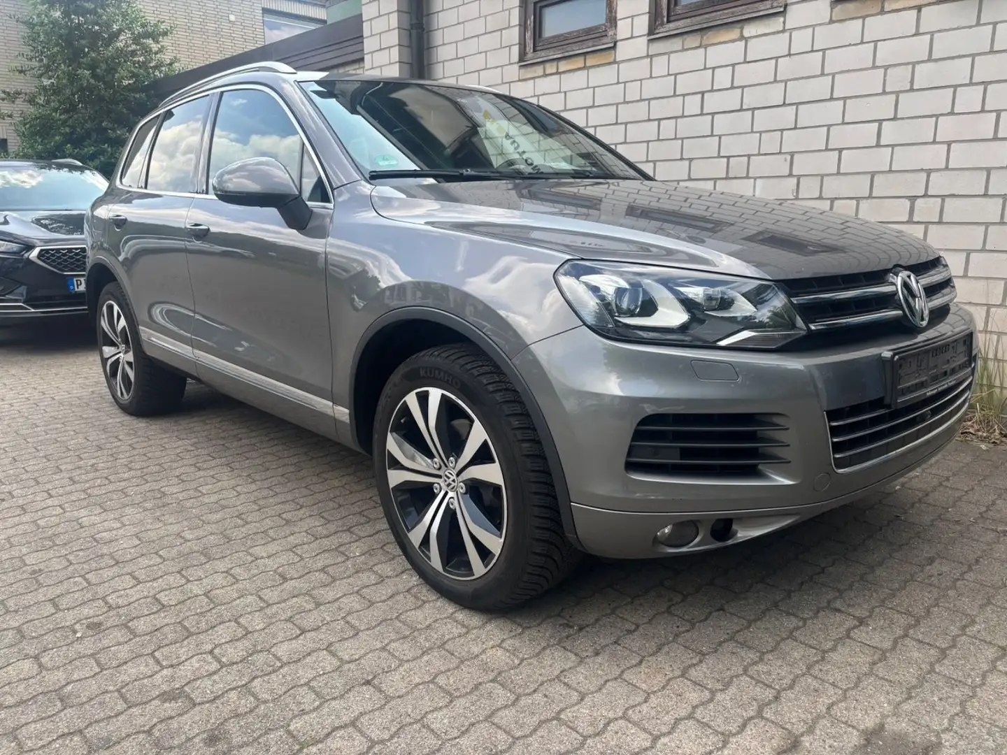 Volkswagen Touareg V6 TDI BMT Exclusive Gris - 1