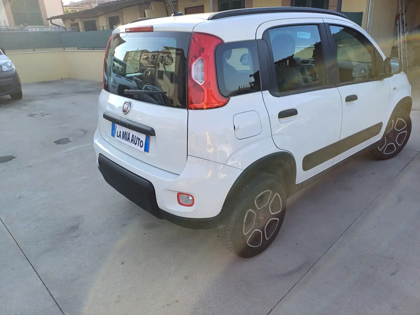Fiat Panda Panda 0.9 t.air t. natural power Cross 70cv 5p. Weiß - 2