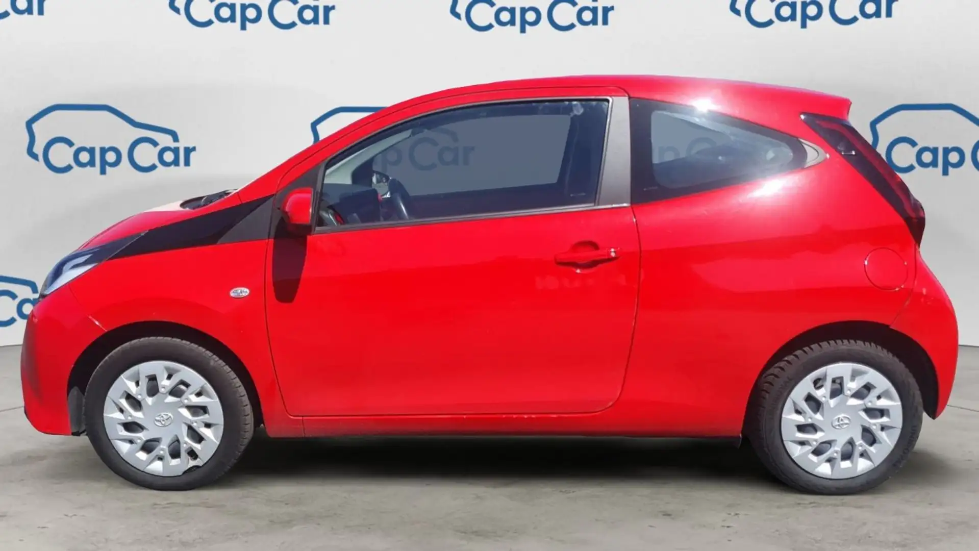 Toyota Aygo 1.0 VVT-I 72 X-Play Rouge - 2