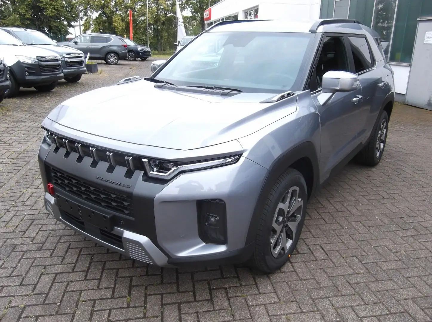 SsangYong Torres Quartz AT 2WD Argintiu - 1