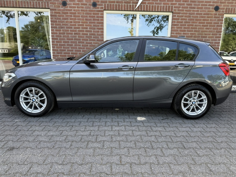 BMW 118 1-serie 118i Executive 136 PK AUTOMAAT / SPORTSTOE — photo 2