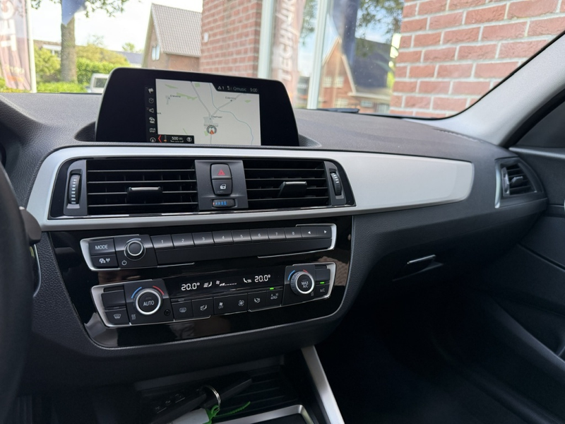 BMW 118 1-serie 118i Executive 136 PK AUTOMAAT / SPORTSTOE — photo 22