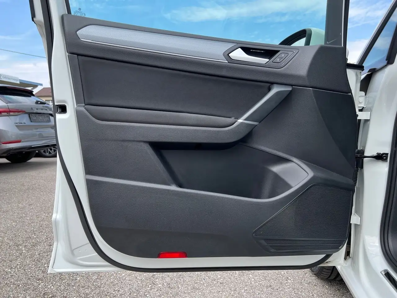 Volkswagen Touran Active 2,0 TDI 7 Sitze DSG, миниатюра 30