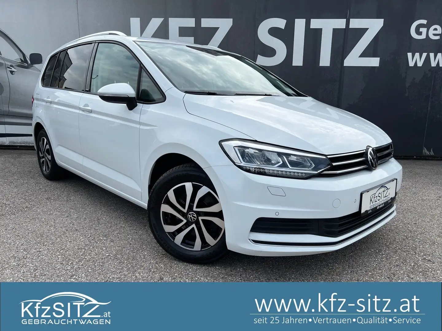 Volkswagen Touran Active 2,0 TDI 7 Sitze DSG Weiß - 1