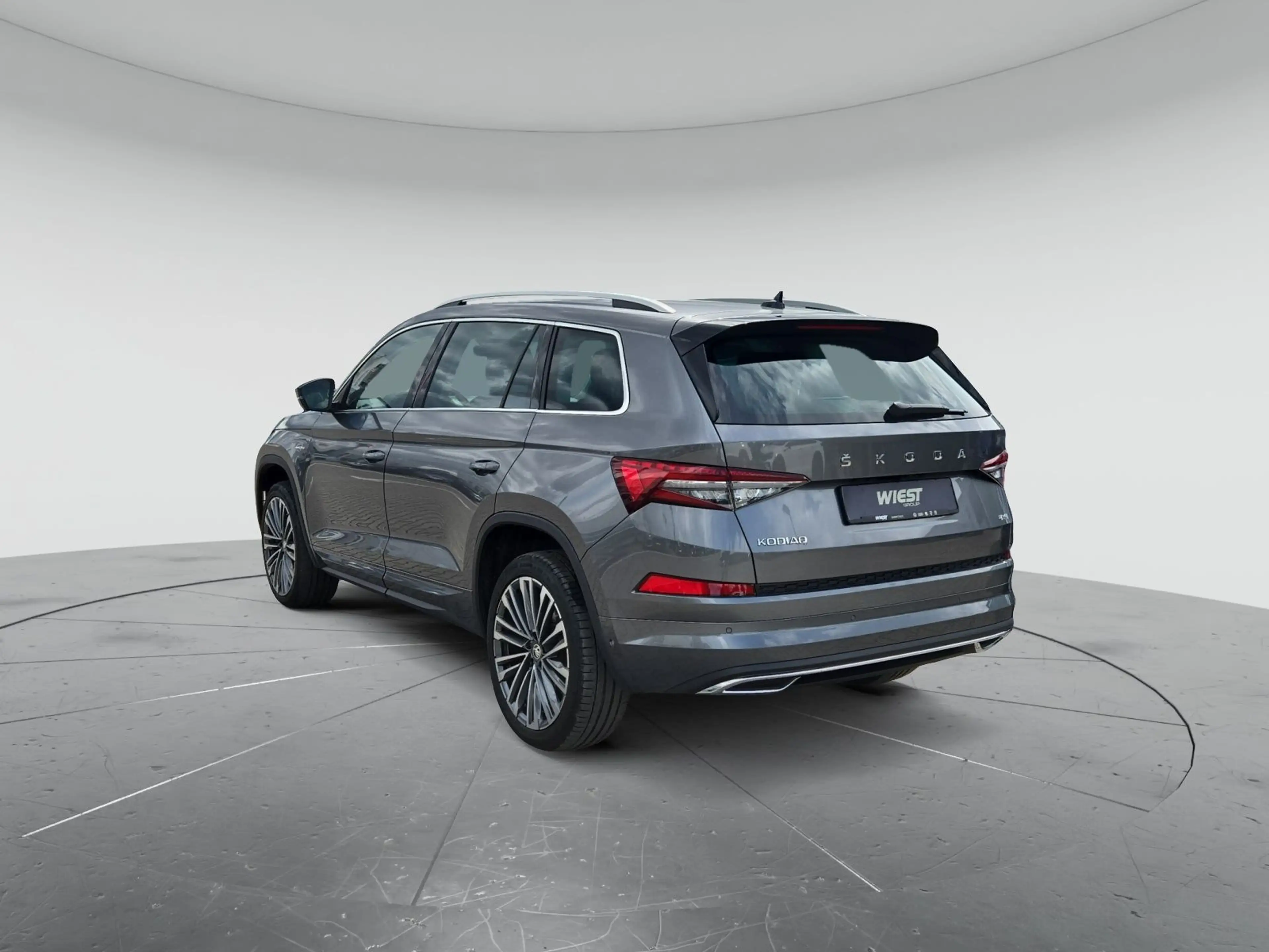 Skoda Kodiaq L&K 2.0 TSI DSG, STHZG/AHK/360°/ACC/PANO/ — photo 3