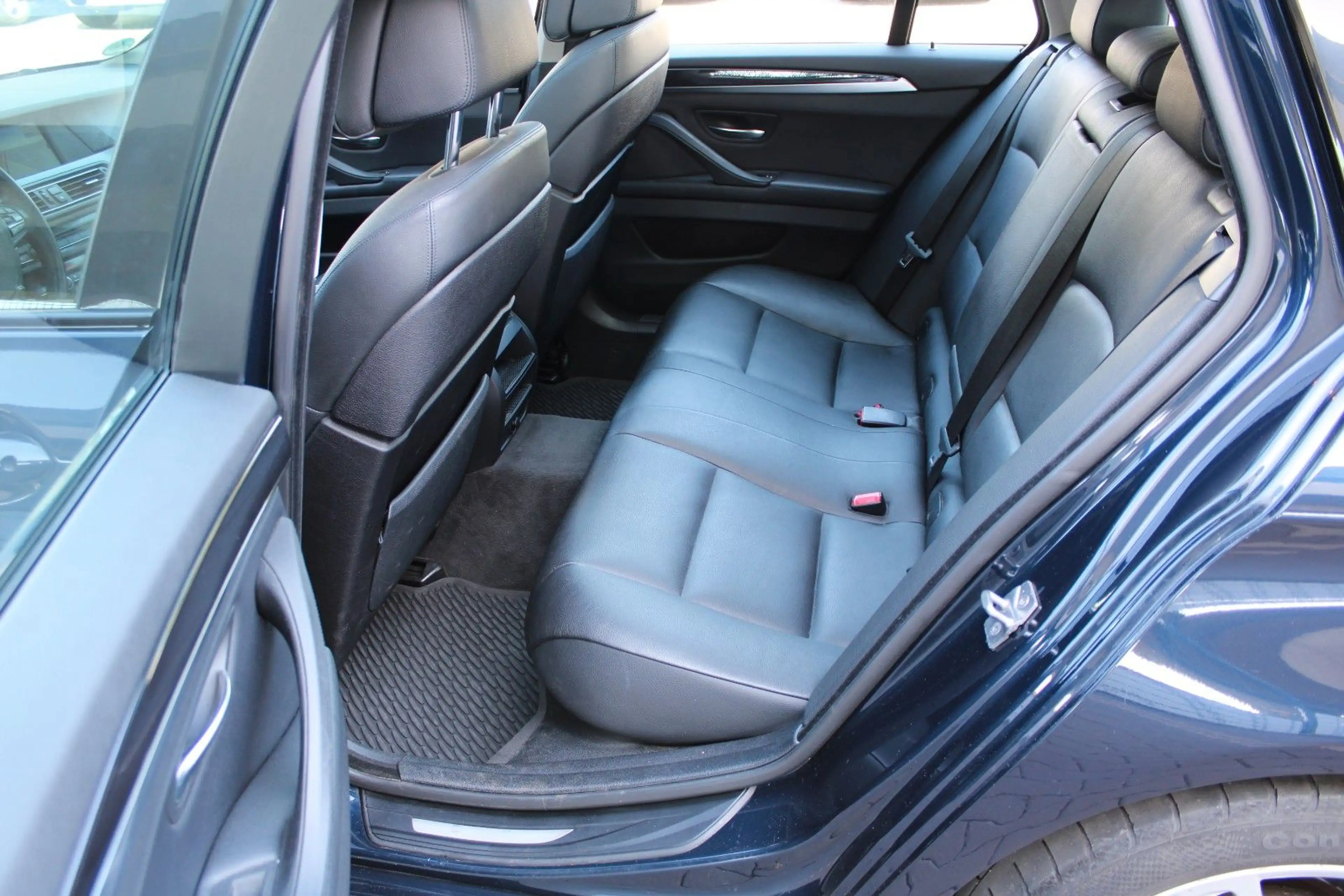 BMW 525 d Touring  Xenon/Navi/Leder/Panorama/AHK — photo 13