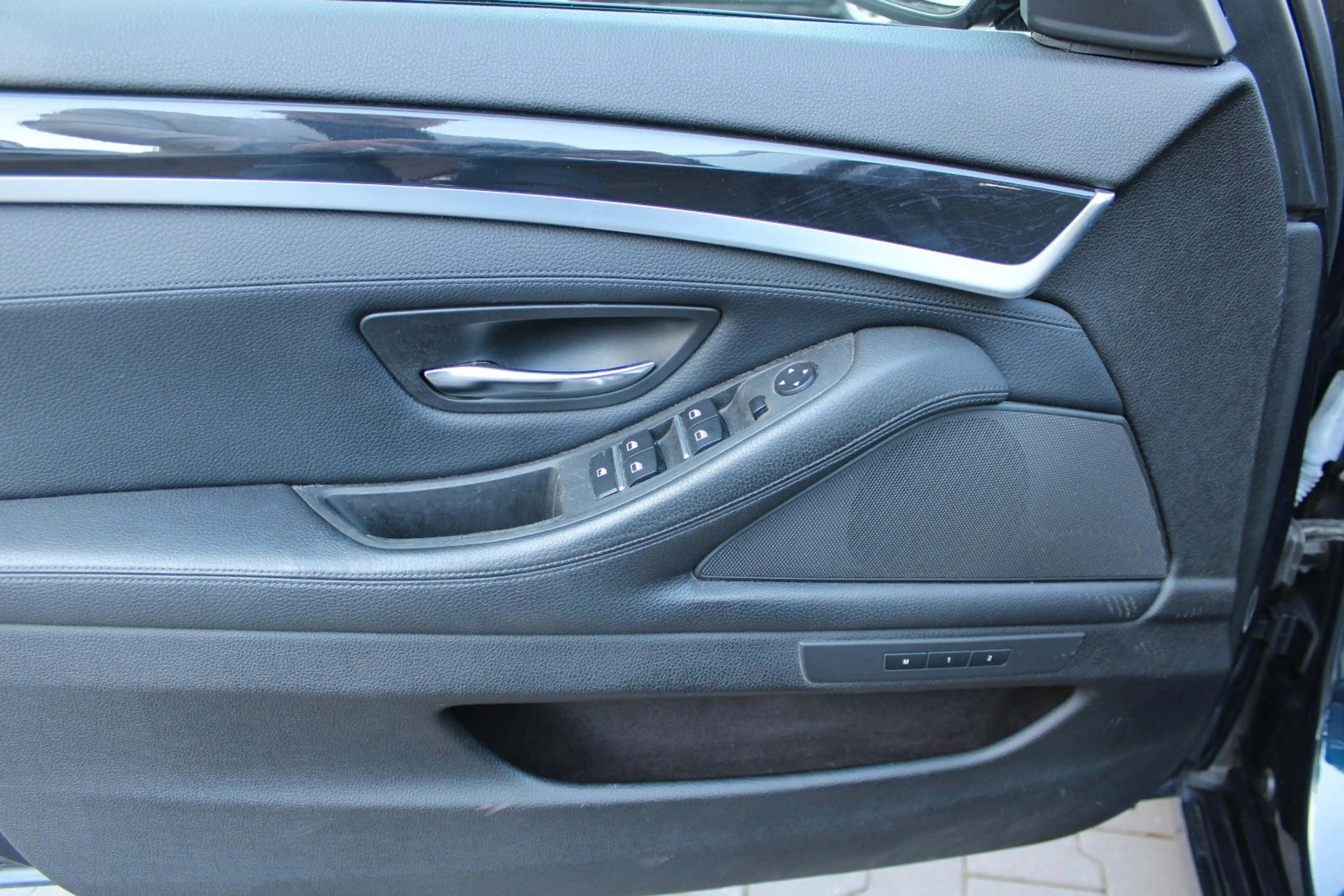 BMW 525 d Touring  Xenon/Navi/Leder/Panorama/AHK — photo 10