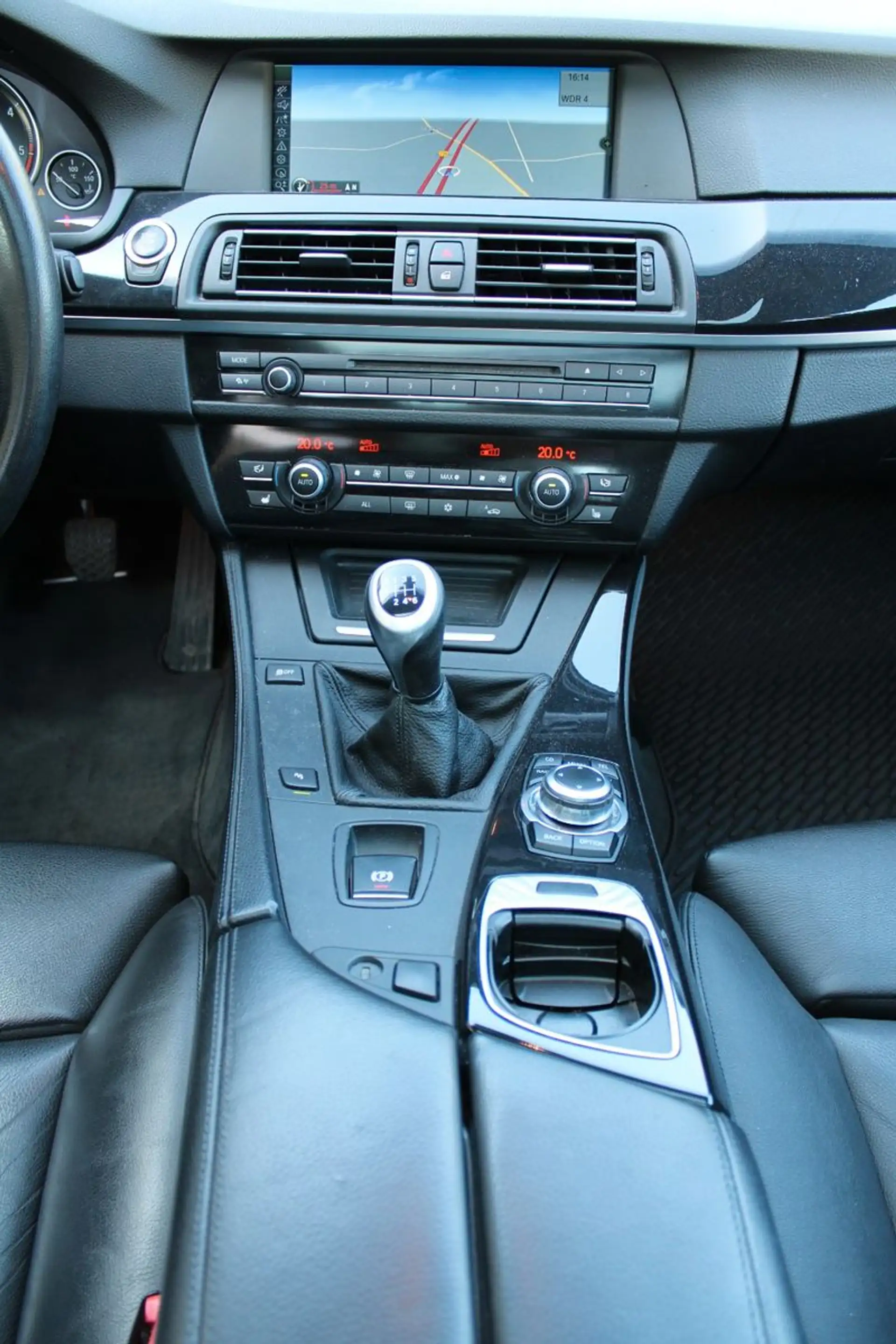 BMW 525 d Touring  Xenon/Navi/Leder/Panorama/AHK — photo 15