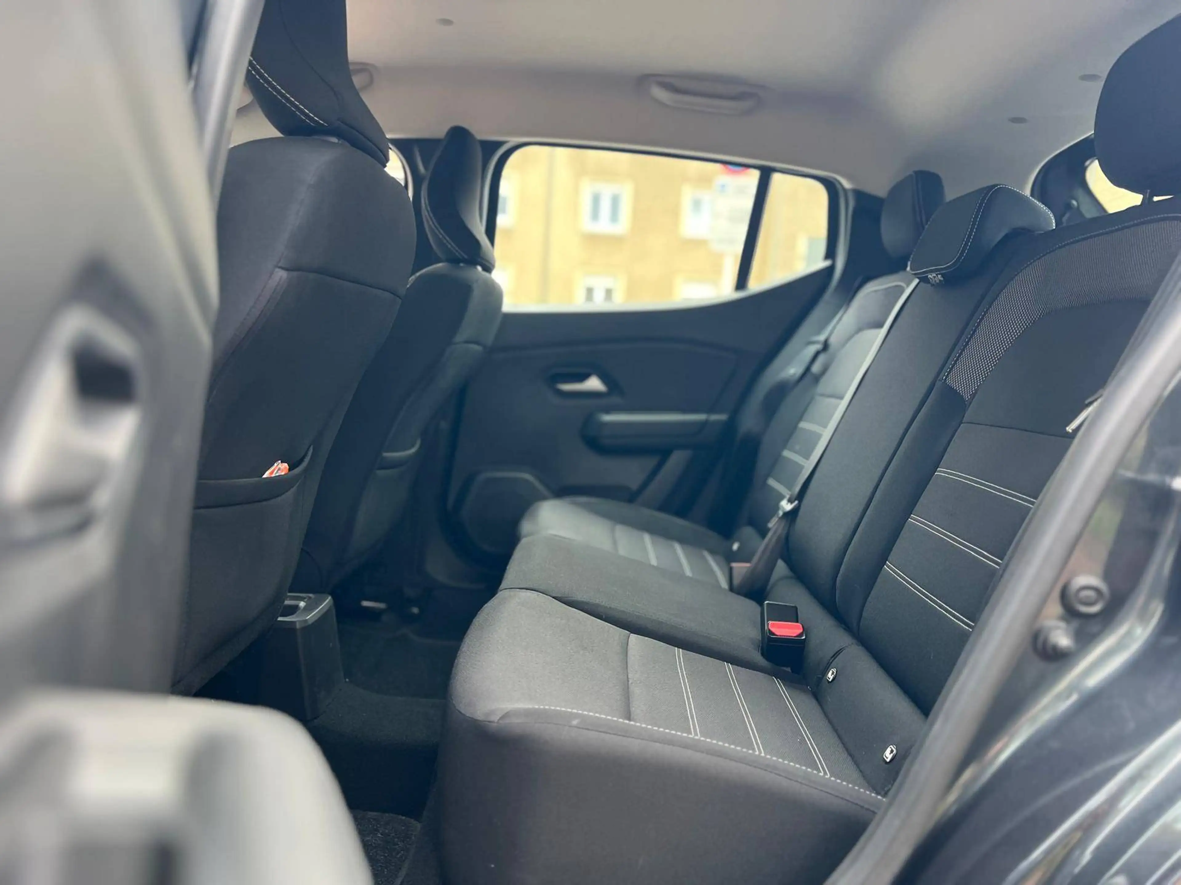 Dacia Sandero Manuelle / Essence — photo 14
