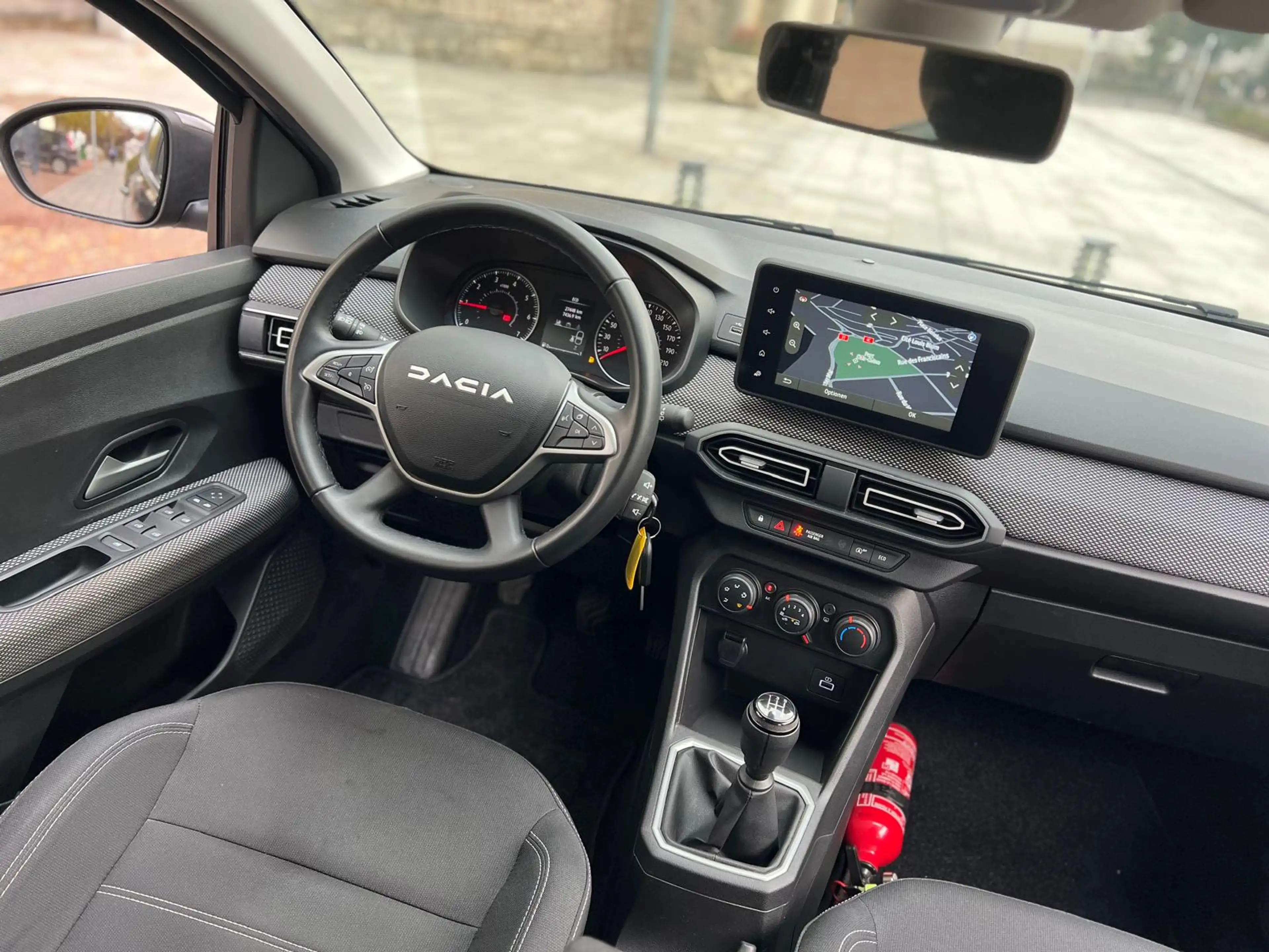 Dacia Sandero Manuelle / Essence — photo 10
