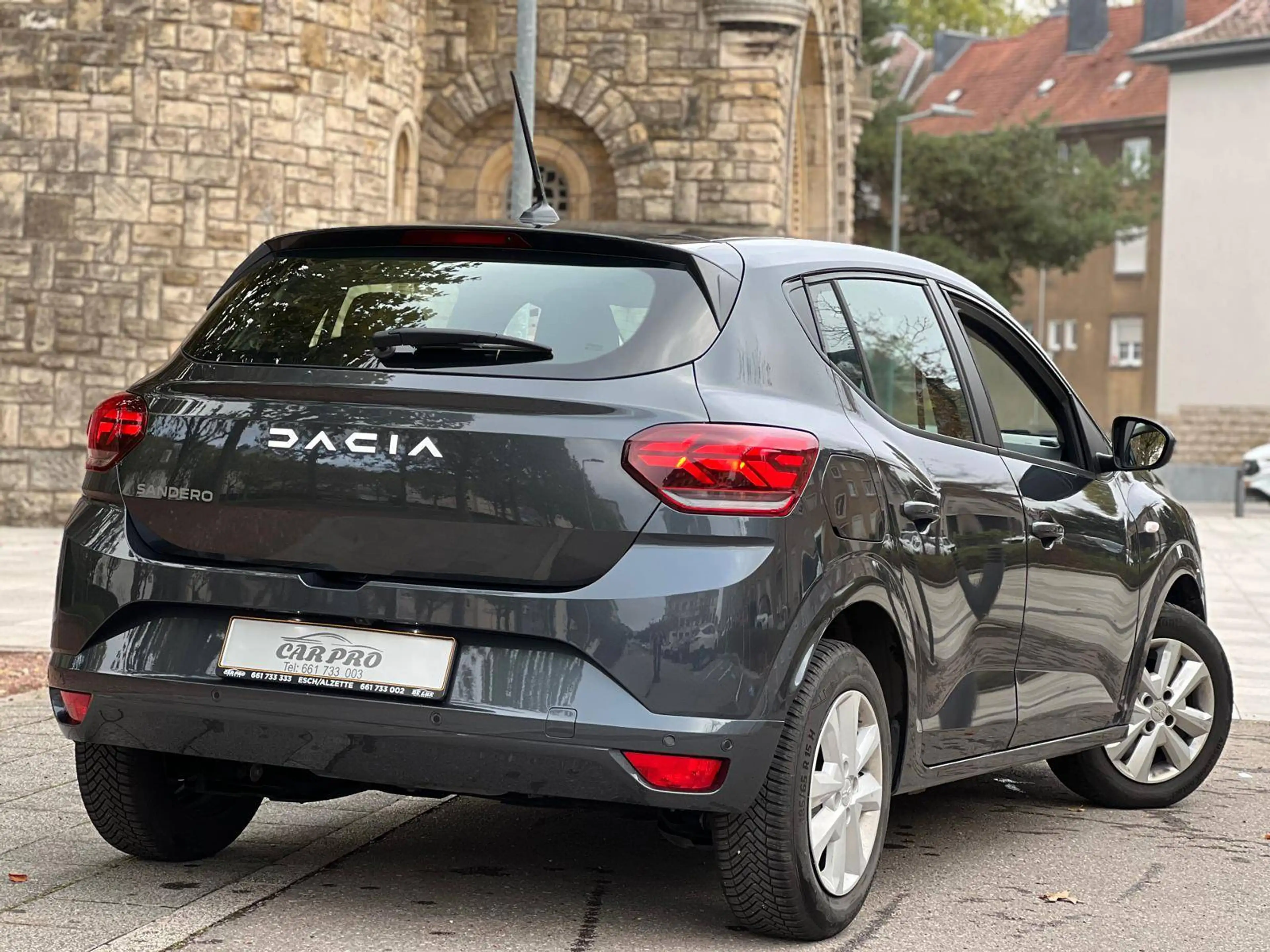 Dacia Sandero Manuelle / Essence — photo 3