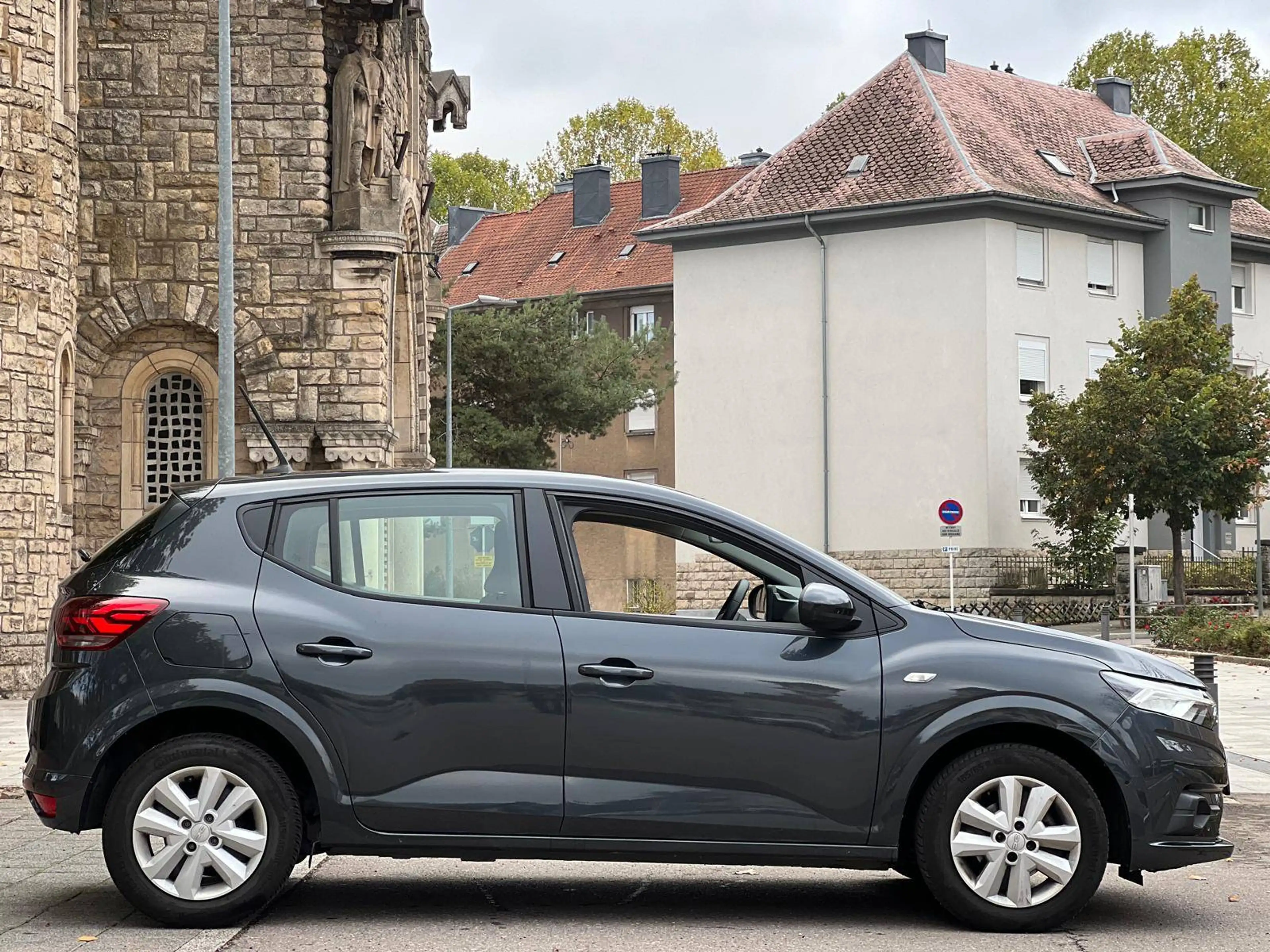 Dacia Sandero Manuelle / Essence — photo 7
