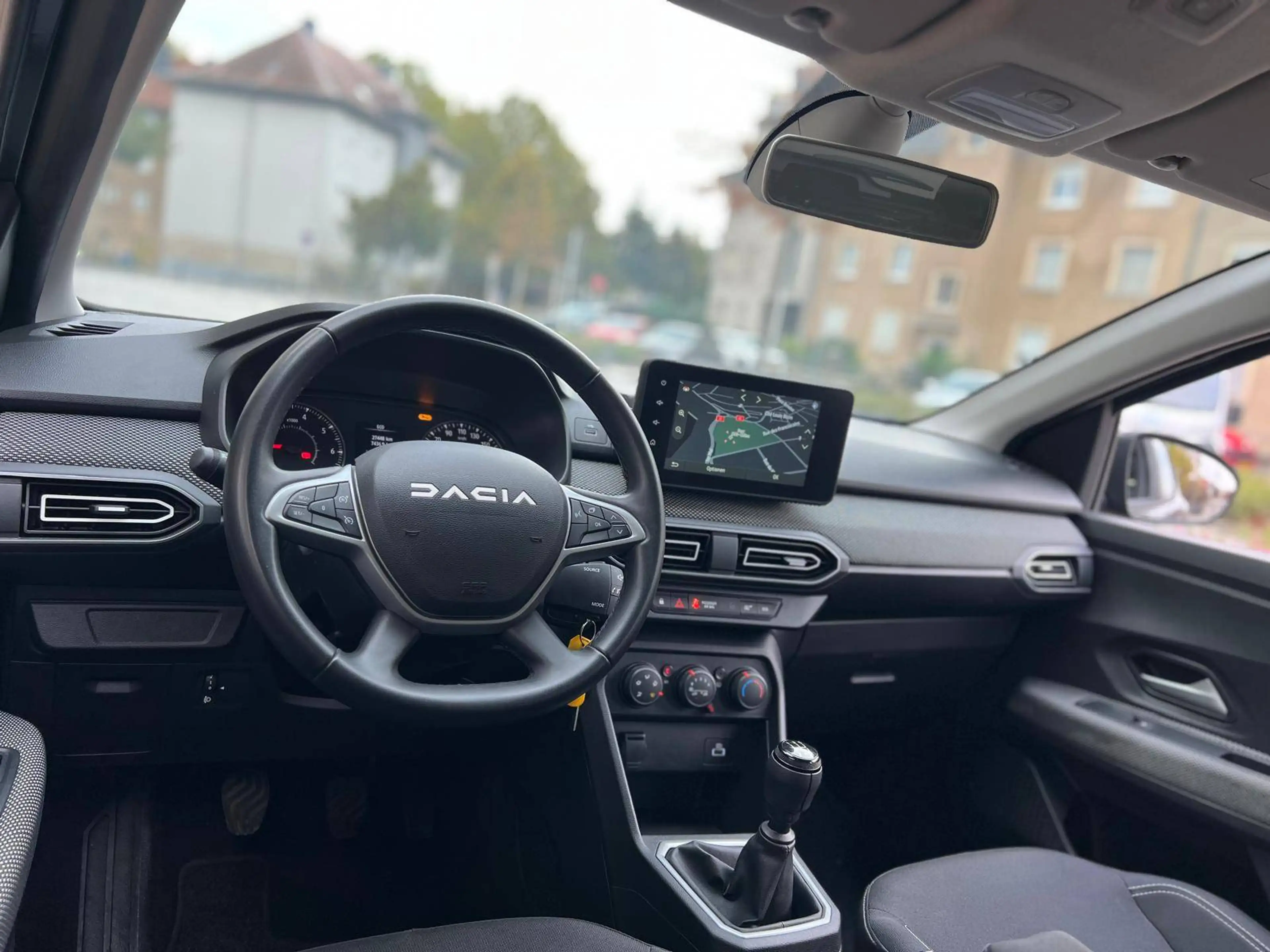 Dacia Sandero Manuelle / Essence — photo 11