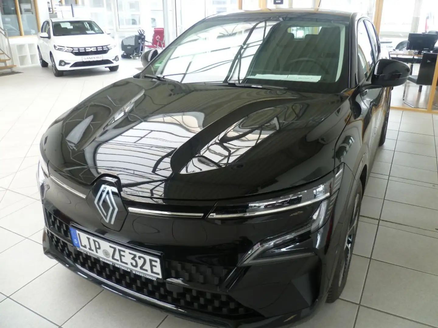 Renault Megane E-Tech EV60 220hp optimum charge Evolution Schwarz - 1