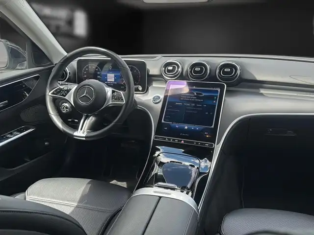 Mercedes-Benz C-Class view 14