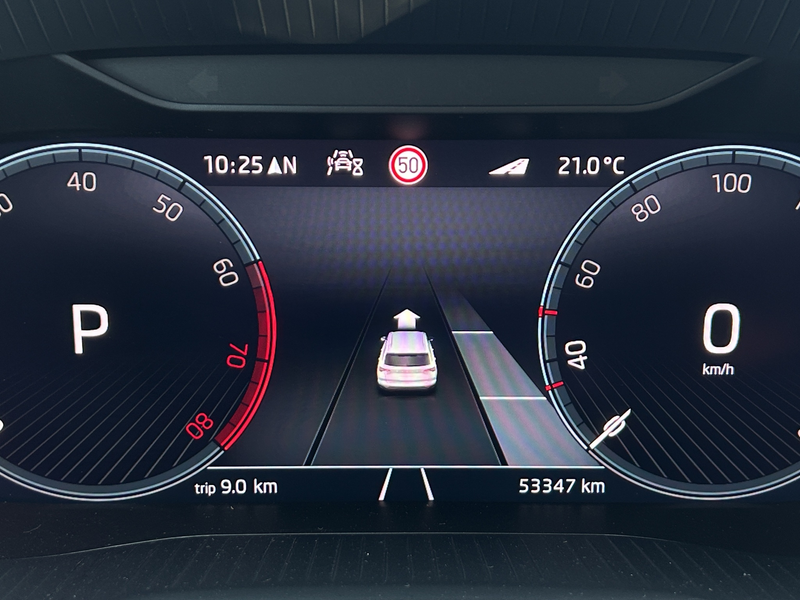 Skoda Karoq 1.5 TSI ACT Business Edition | Cruise Control | Ca — photo 14