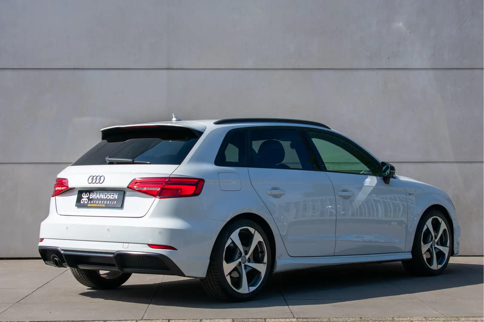 Audi A3 Sportback 1.0 TFSI Sport S Line Edition -Led-Navi- Wit - 2