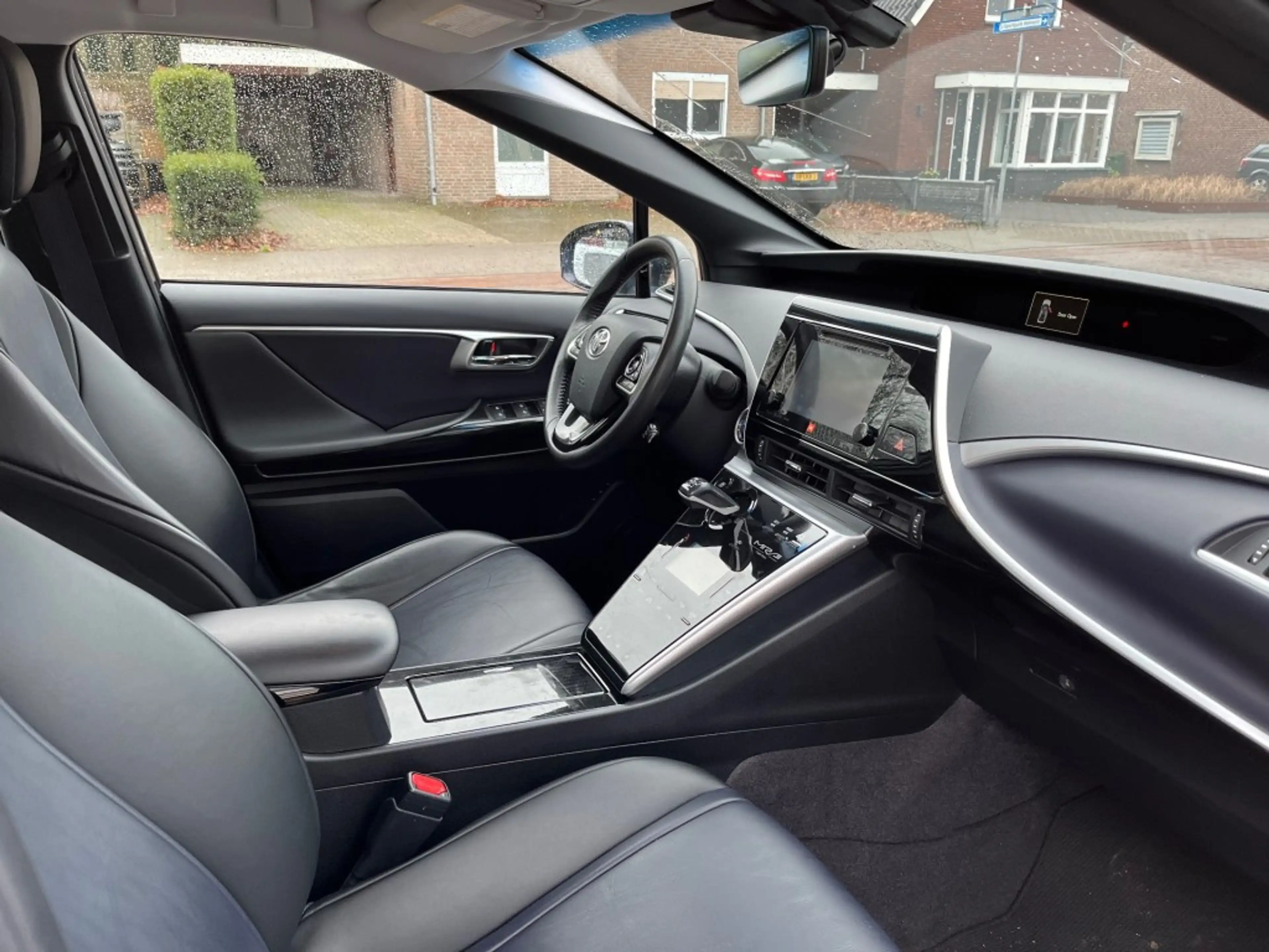 Toyota Mirai FCV EXECUTIVE WATERSTOF / LEDER / CAMERA / NAVI / — photo 2