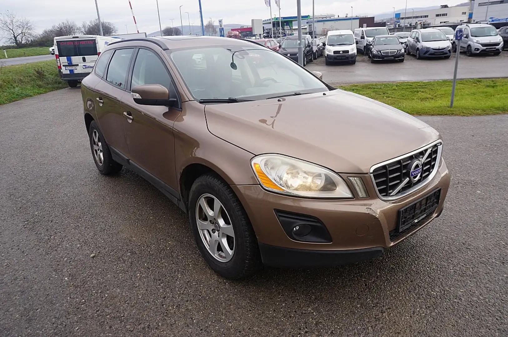 Volvo XC60 D5 AWD Basis Brun - 2