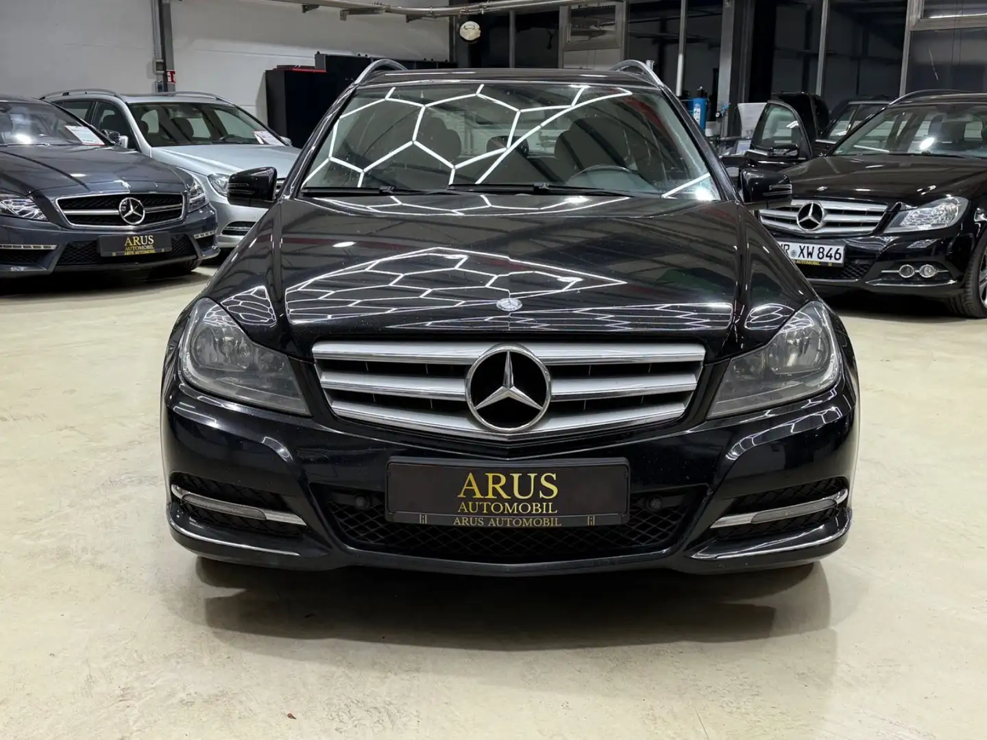 Mercedes-Benz C 220 CDI BlueEfficiency-NAVI-TEMP-PDC-AHK Schwarz - 2