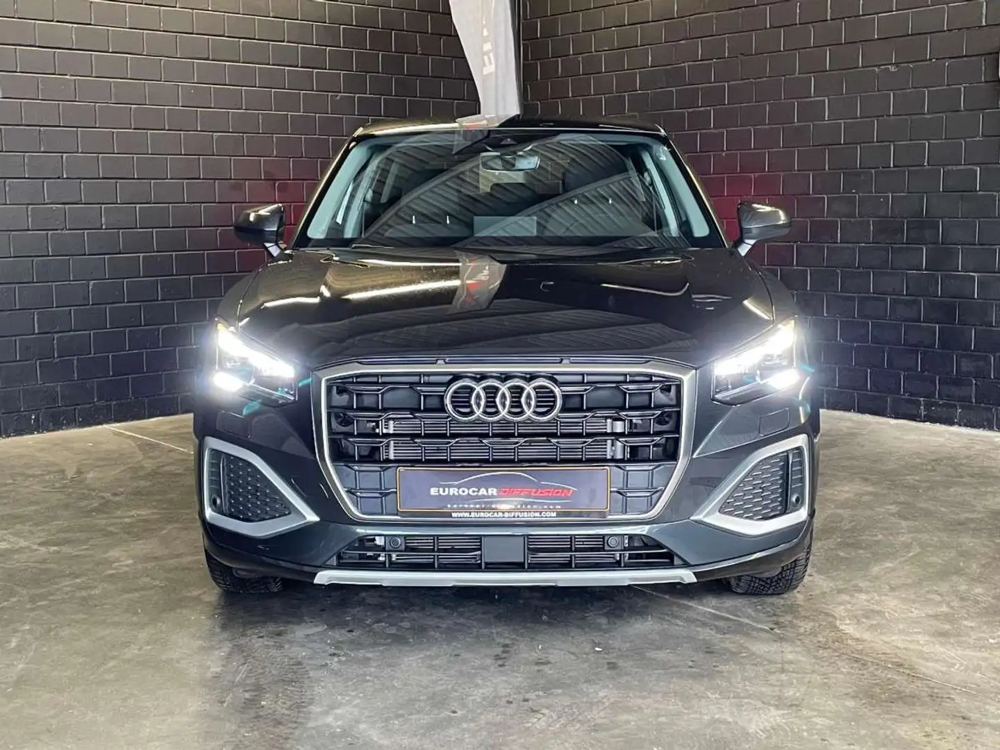 Audi Q2 35 advanced TFSI 150CV S-tronic ** CAMERA ** Gris - 2