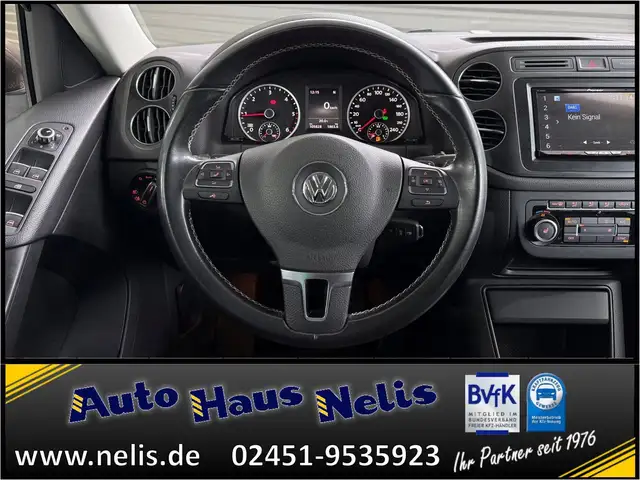 Volkswagen Tiguan view 11