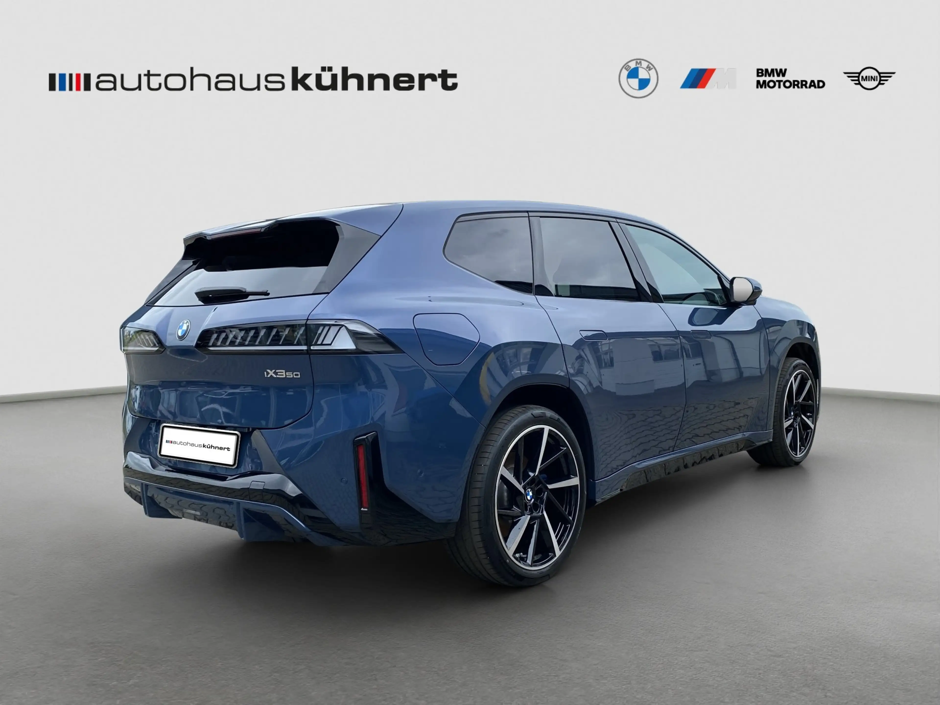 BMW iX3 50 xDrive ///M-Sport ACC AHK PanoD SpurAss — photo 7
