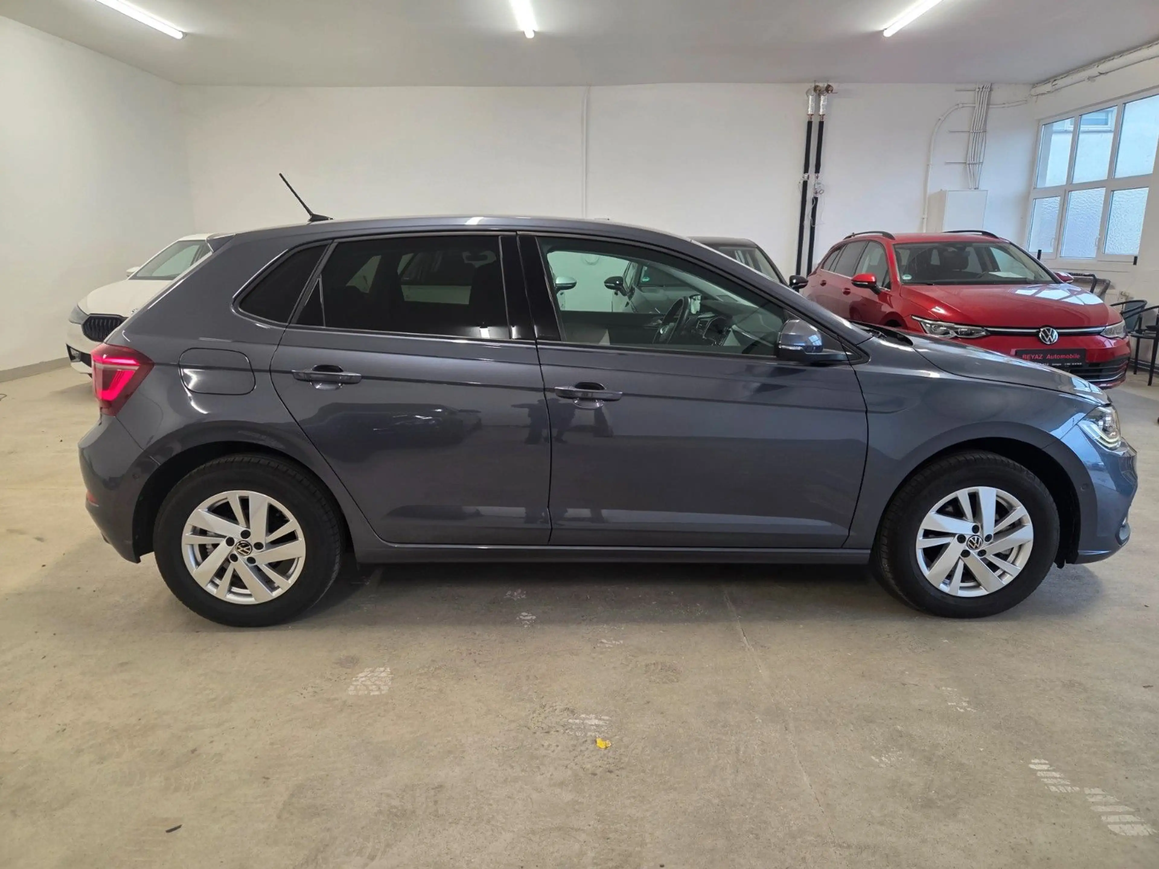 Volkswagen Polo VI Style — photo 7