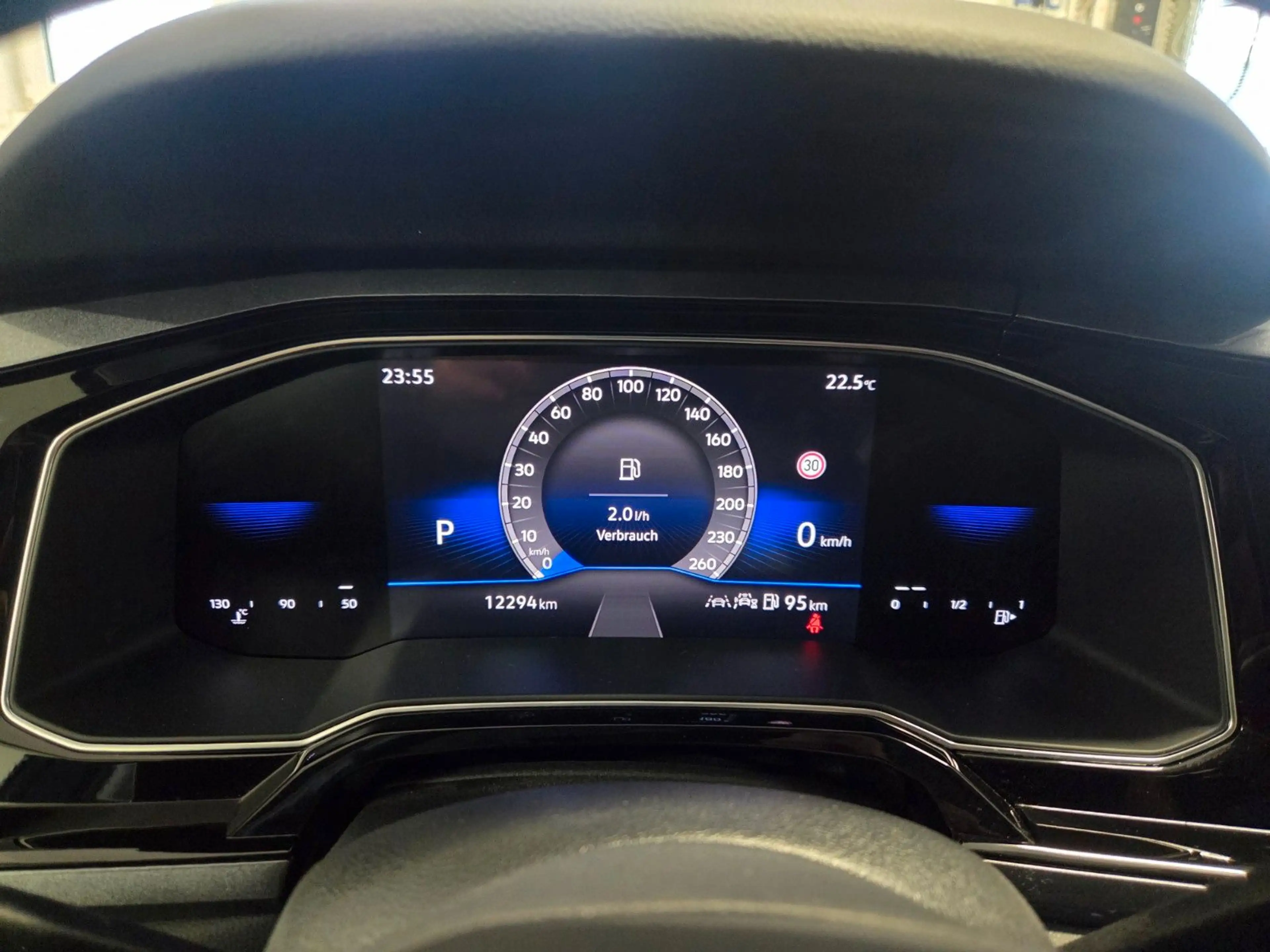 Volkswagen Polo VI Style — photo 15