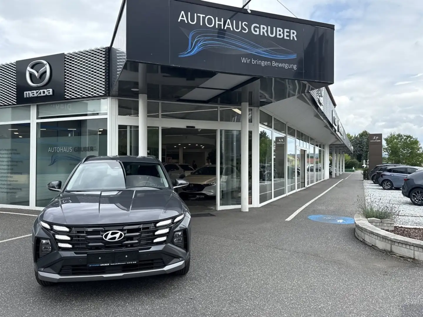 Hyundai TUCSON NX4 Jubile 1,6 T-GDi 2WD 48V t5bj1 Grau - 1