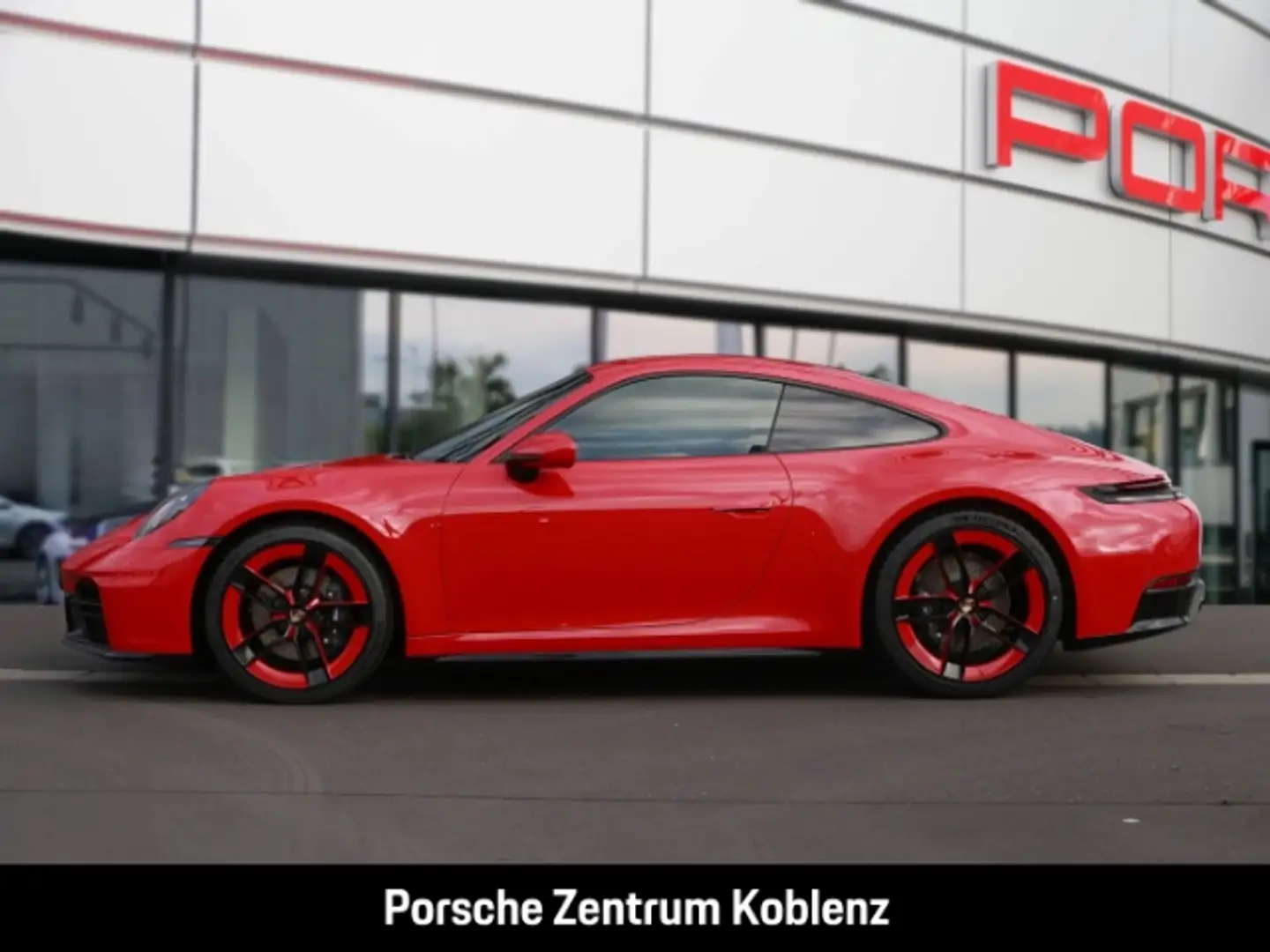 Porsche 992 -2 (911) Carrera Rot - 2