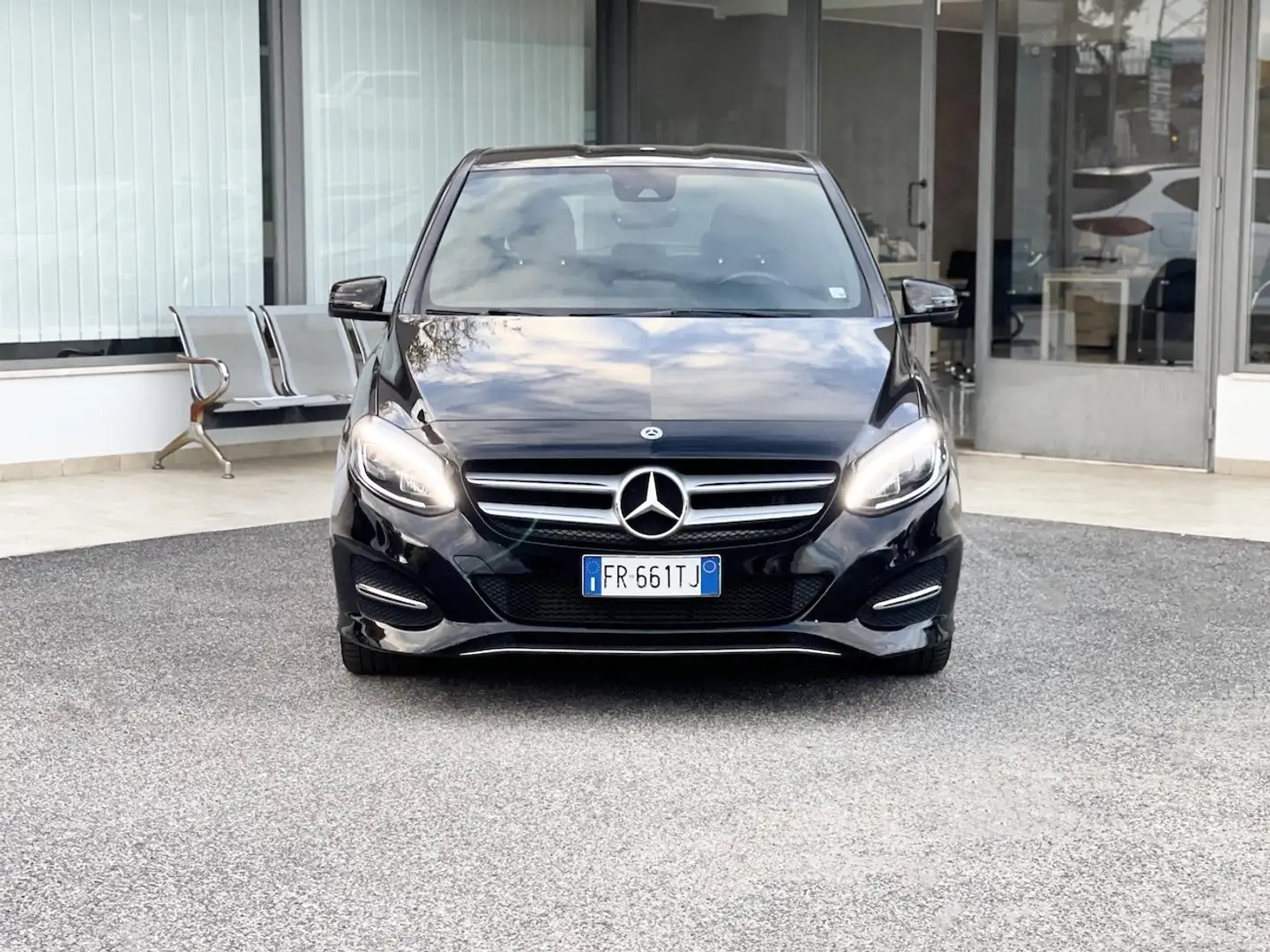 Mercedes-Benz B 180 1.5 Diesel 109CV E6 Neo. - 2018 Noir - 2