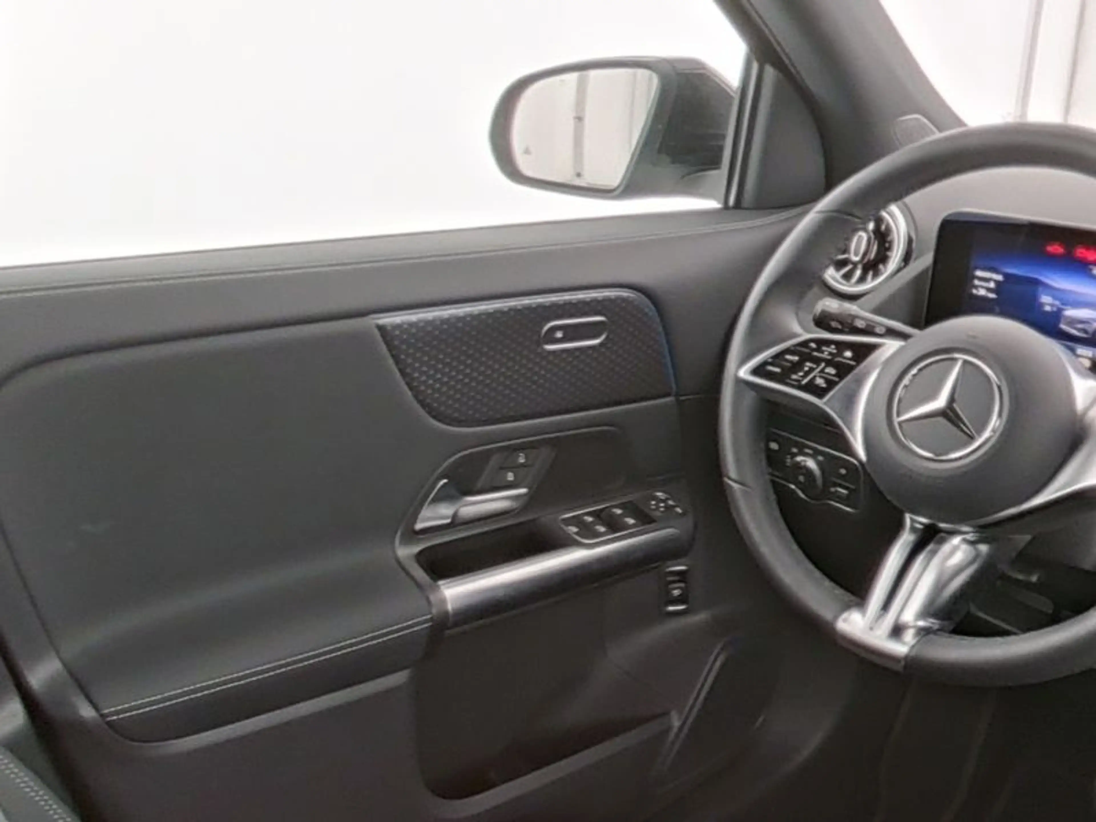 Mercedes-Benz EQA 250 250+ Business Line 71 kWh Ledkoplampen | Parkeerpa — photo 3