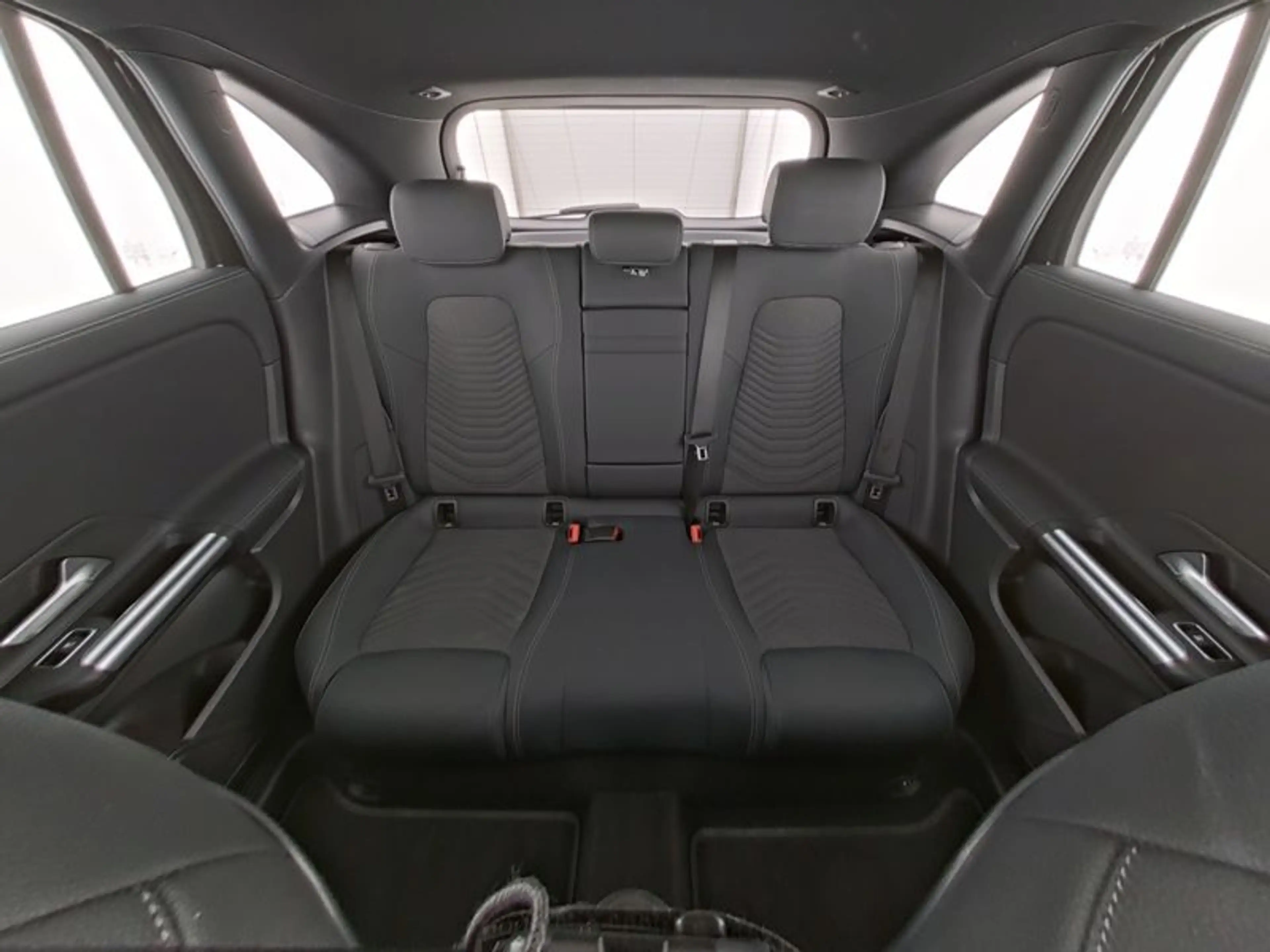 Mercedes-Benz EQA 250 250+ Business Line 71 kWh Ledkoplampen | Parkeerpa — photo 7