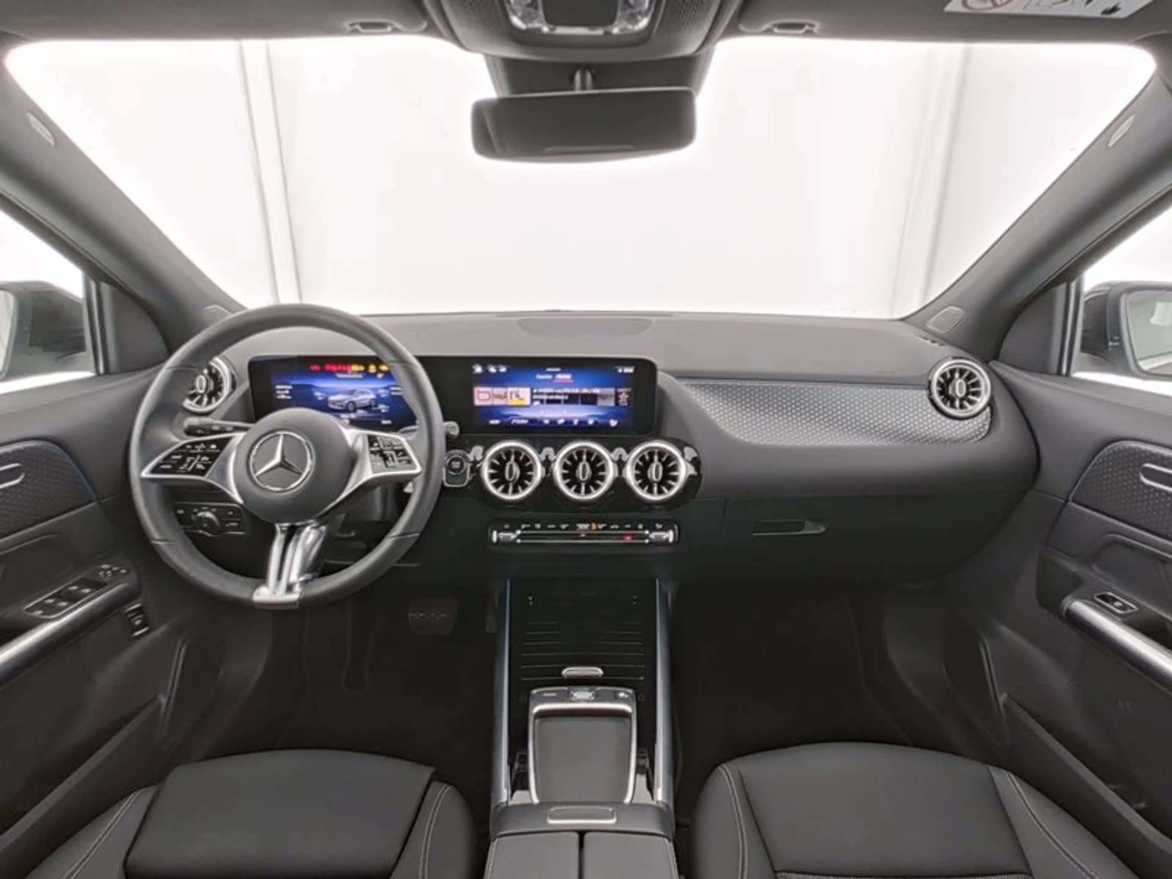 Mercedes-Benz EQA 250 250+ Business Line 71 kWh Ledkoplampen | Parkeerpa — photo 5