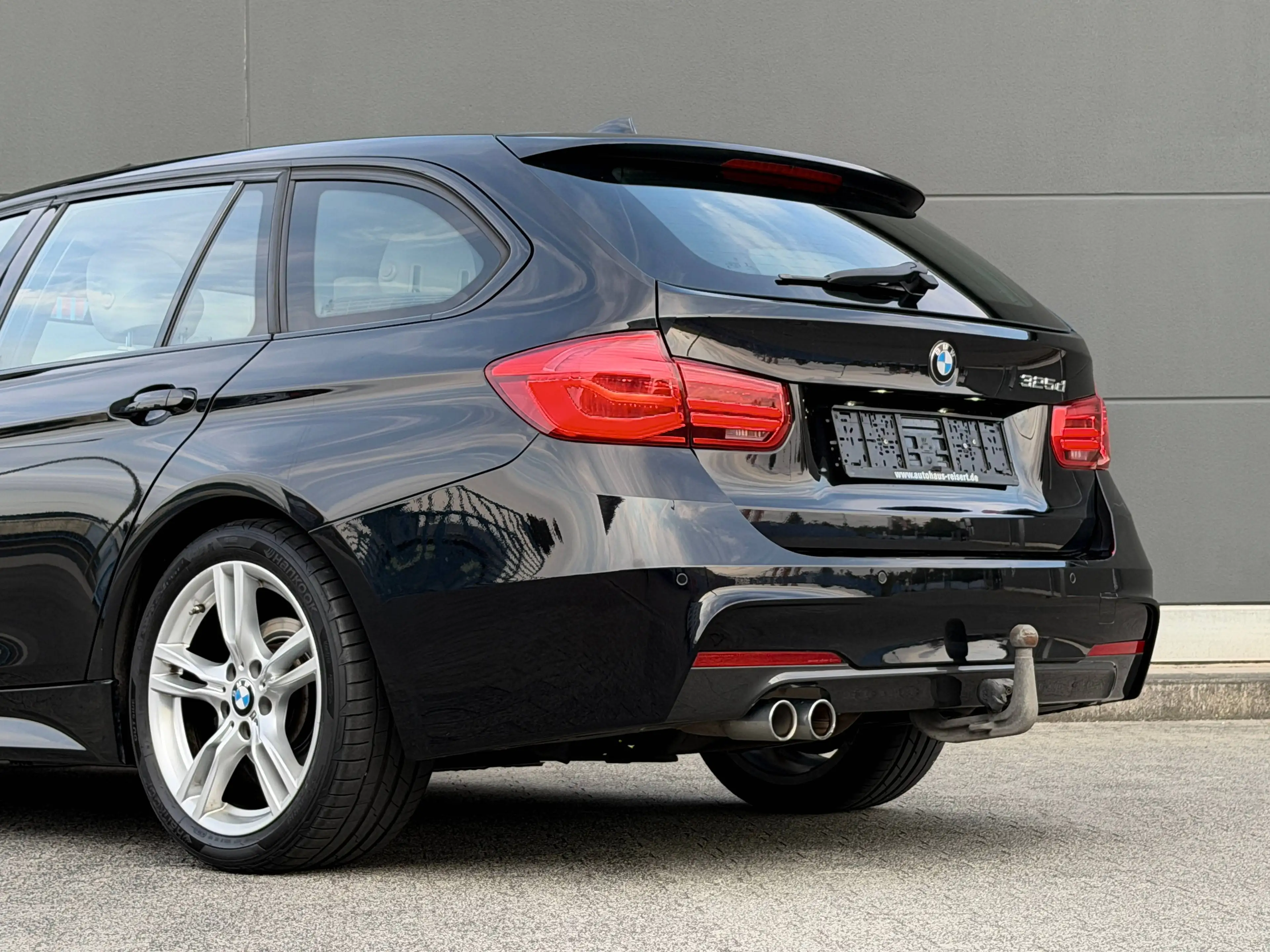BMW 325 325 d 3x M Sport *Panorama* M Paket Navi Leder 2. Hand Unfallfrei TOP — photo 12