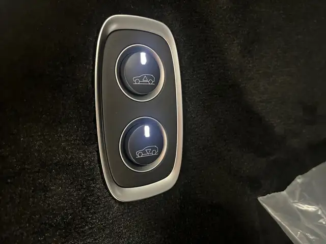 Aston Martin DBX 4.0 V8 TWIN TURBO Ansicht 25