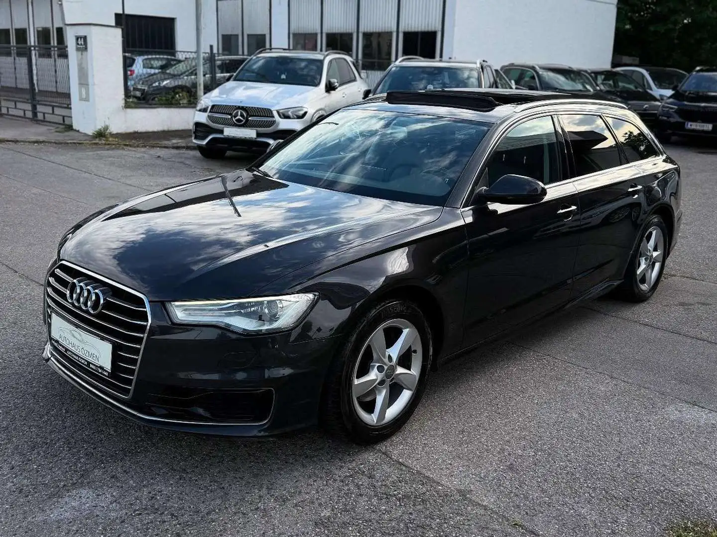 Audi A6 Avant 2,0 TDI ultra S-tronic Zwart - 1