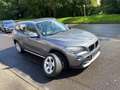 BMW X1 18 d xDrive Scheckheft u-frei 2Hd Tuv 2/27 AHK SHZ Gris - thumbnail 5