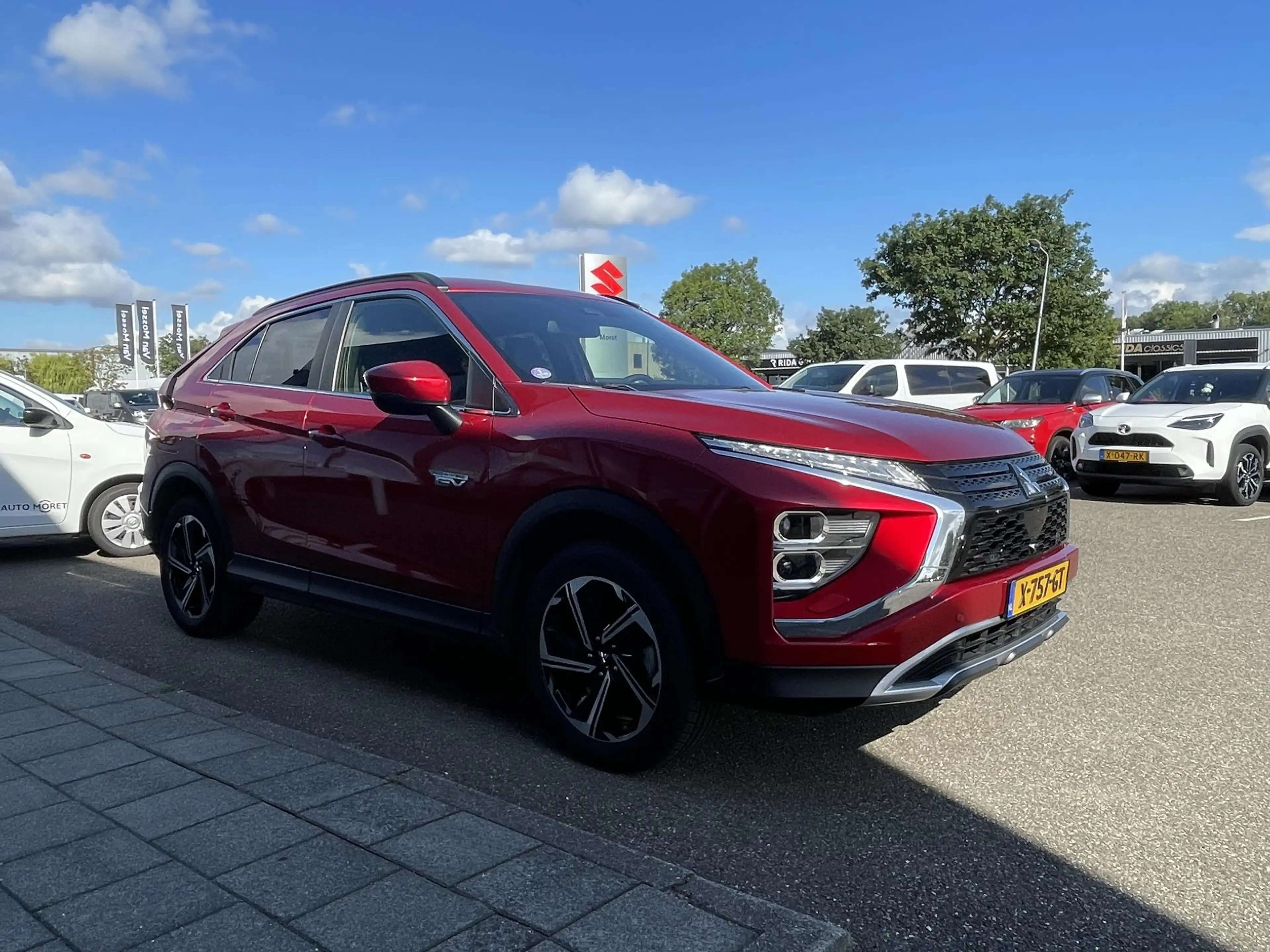 Mitsubishi Eclipse Cross 2.4 PHEV intense+ — photo 3