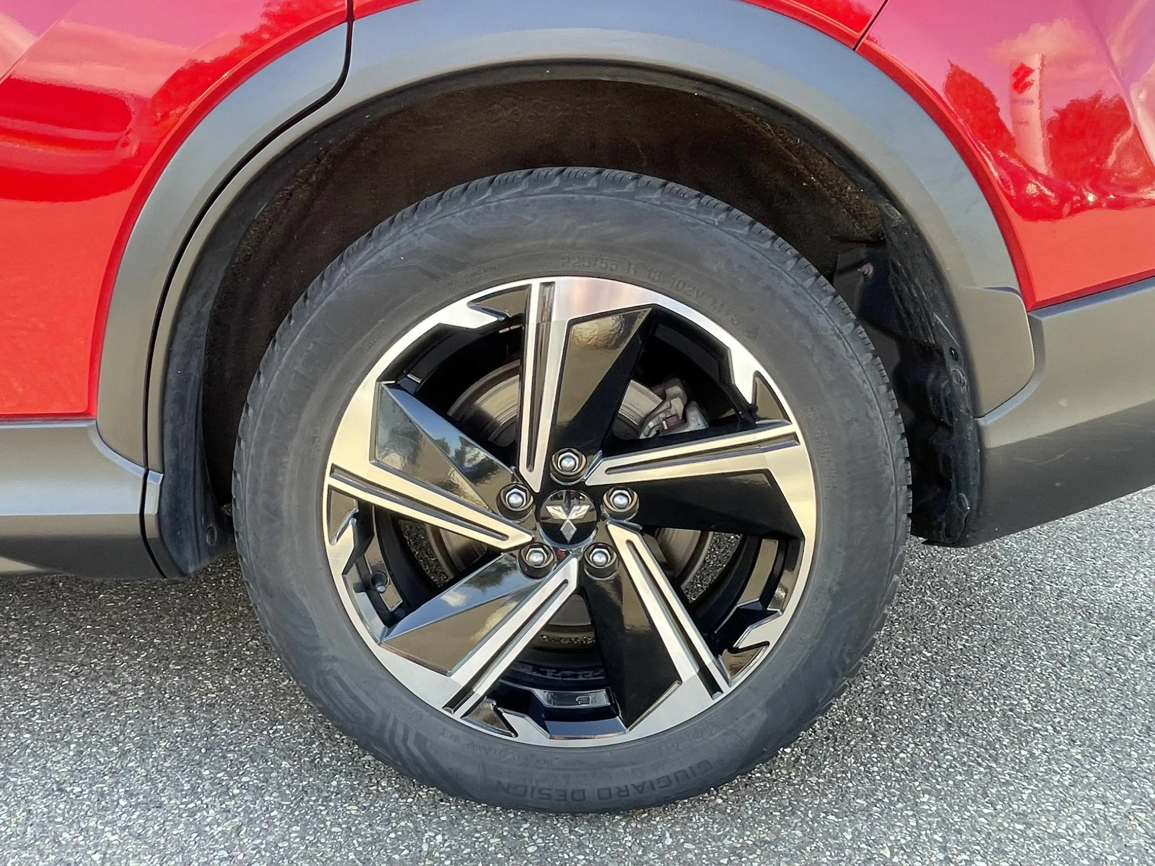 Mitsubishi Eclipse Cross 2.4 PHEV intense+ — photo 6
