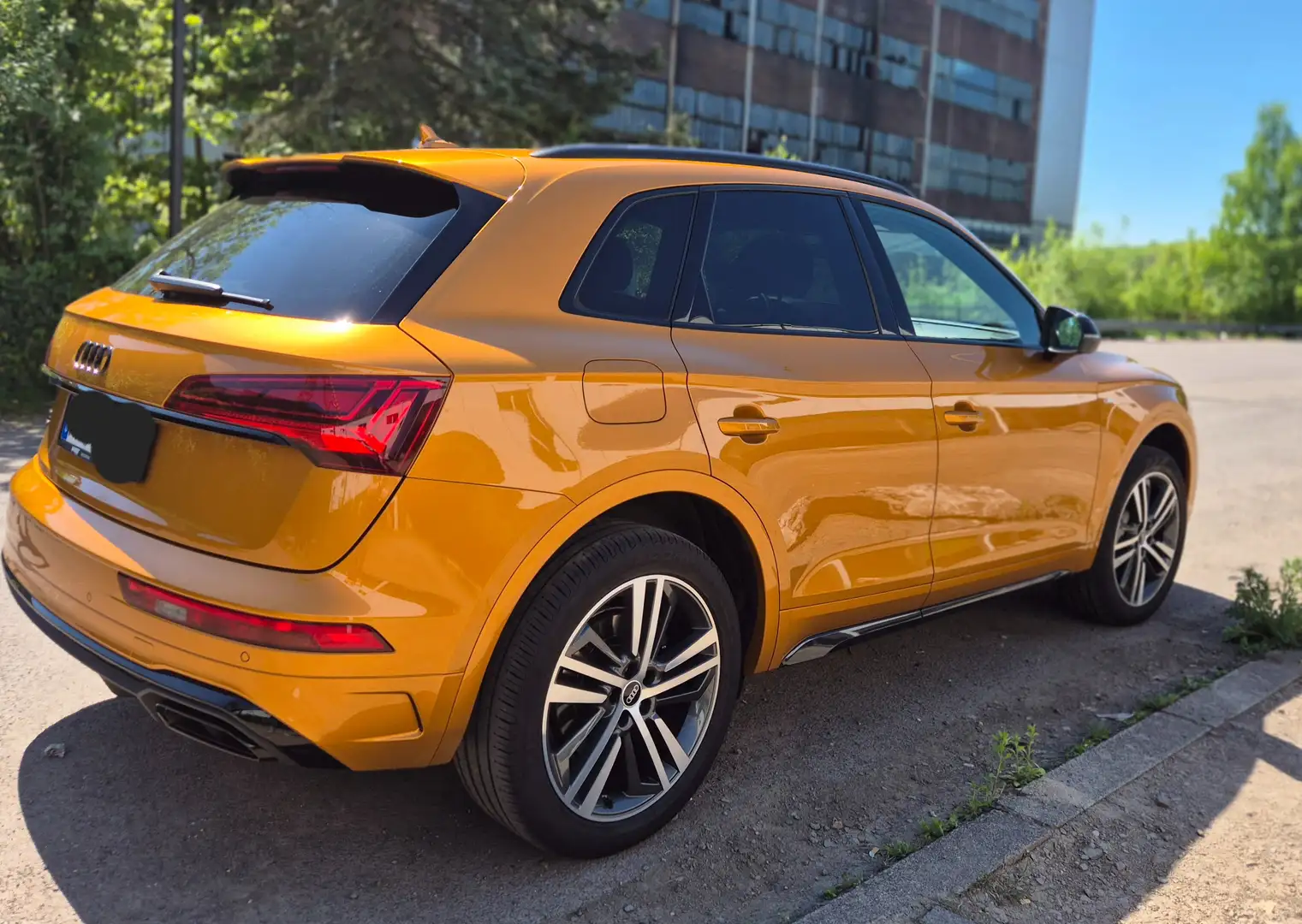 Audi Q5 50 TFSI e S-Line Facelift 2022 TOP-Ausstattung Orange - 2